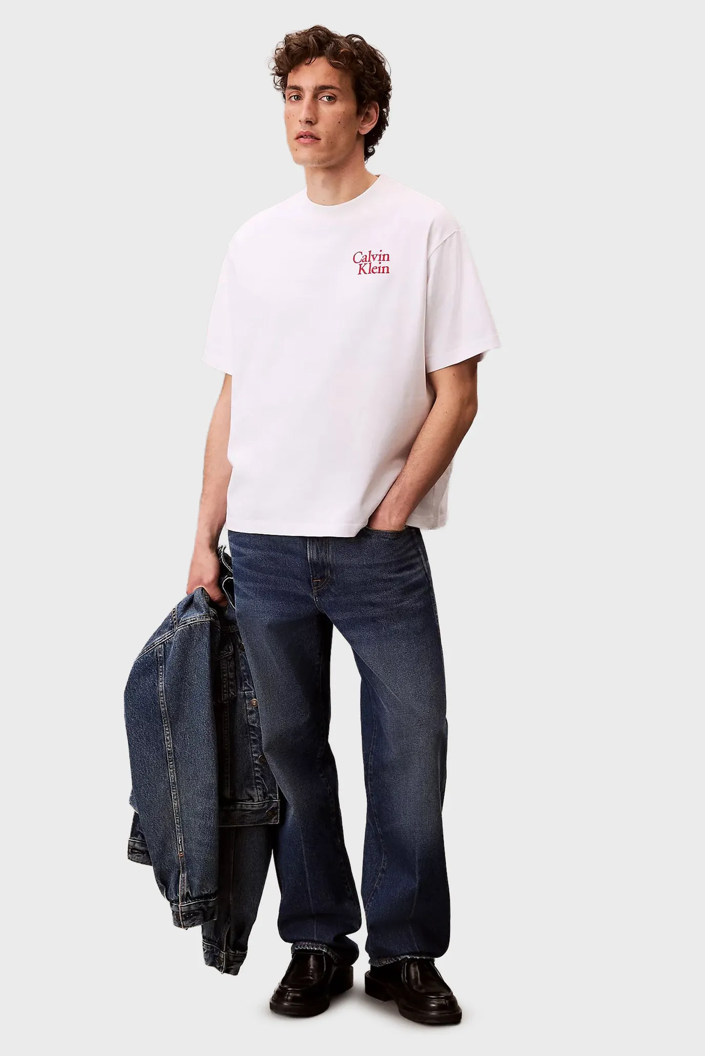 Мужская белая футболка RESORT SCRIPT 2