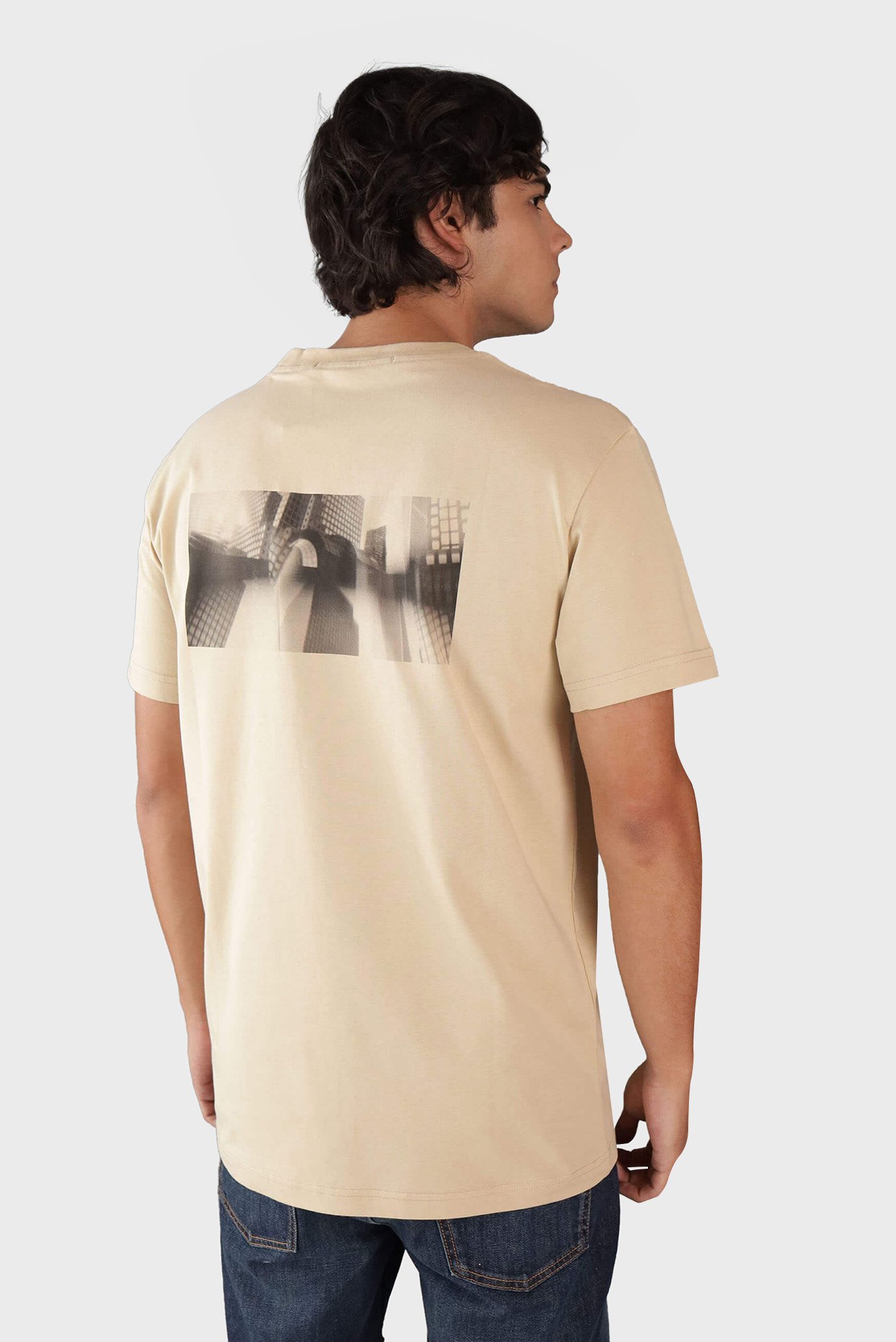 Мужская бежевая футболка CITY GRID PHOTOPRINT TEE 1