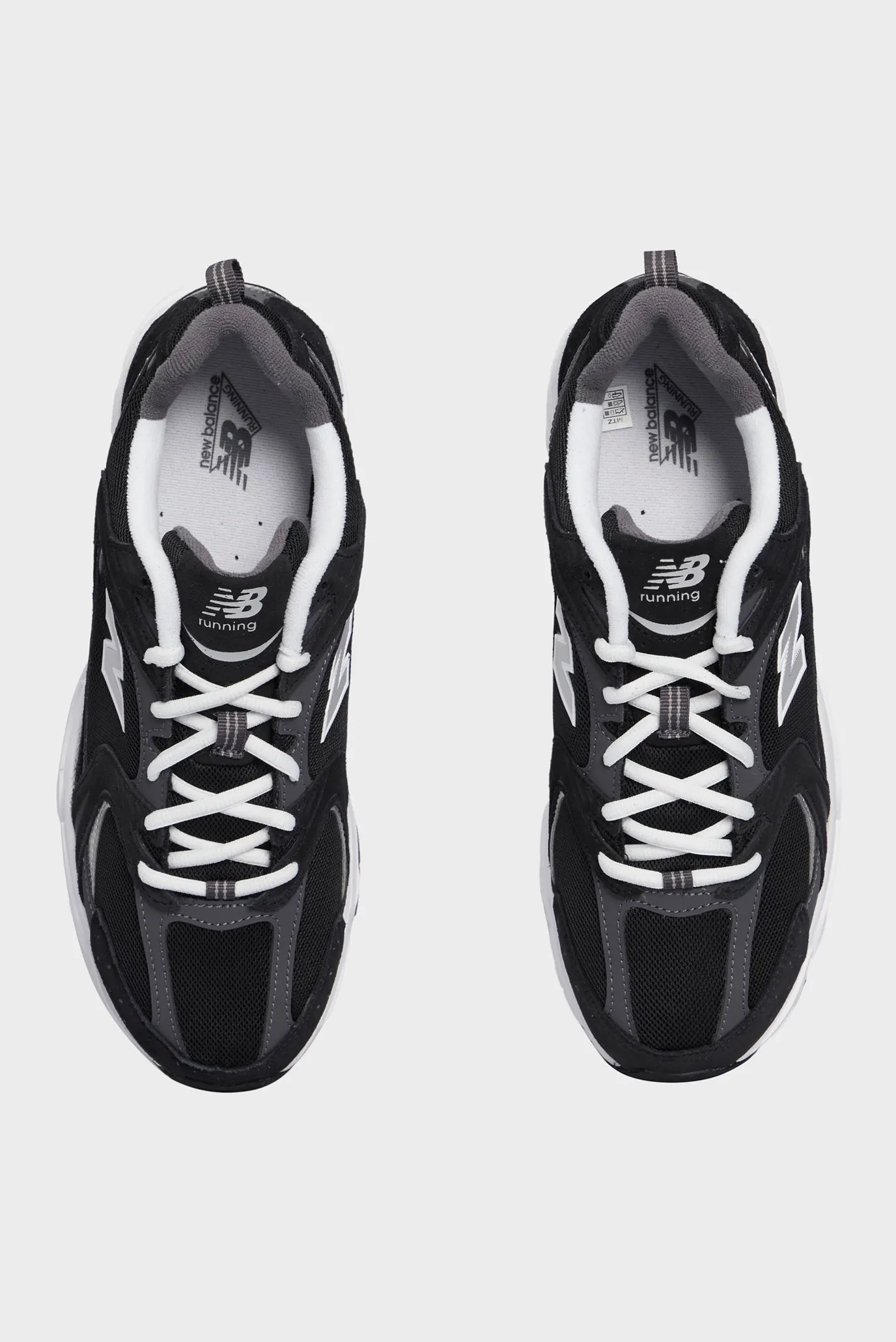 Черные кроссовки 530 4