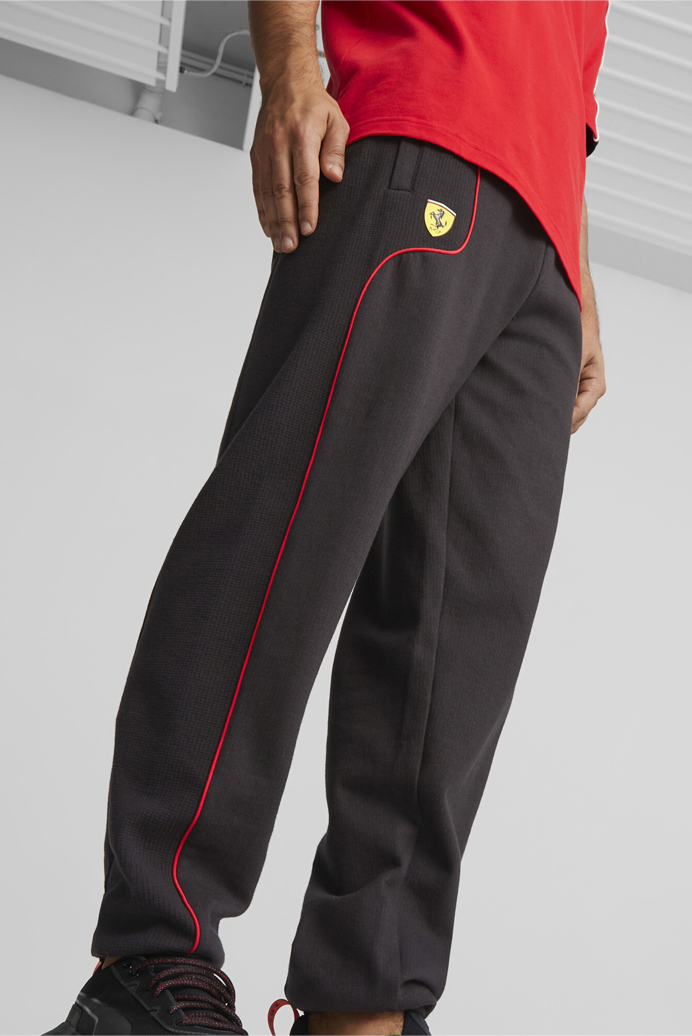 Штаны Scuderia Ferrari Race Sweatpants Men 1