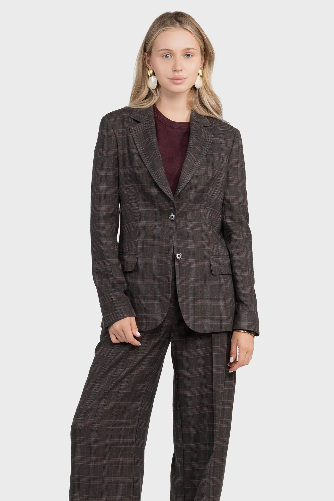 Жіночий темно-коричневий картатий жакет 1