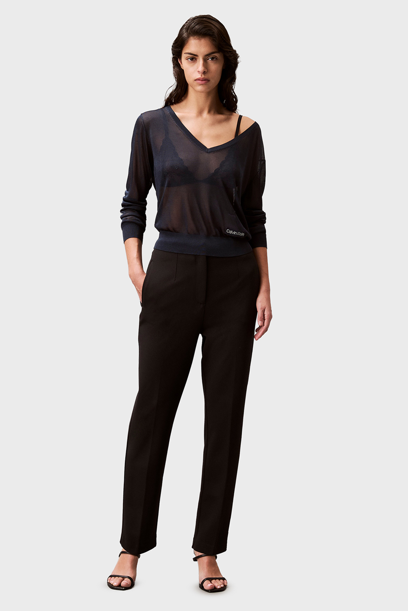 Женские черные брюки PONTE DART FRONT Черный M Calvin Klein LV044B690G Женские черные брюки PONTE DART FRONT Черный M Calvin Klein LV044B690G