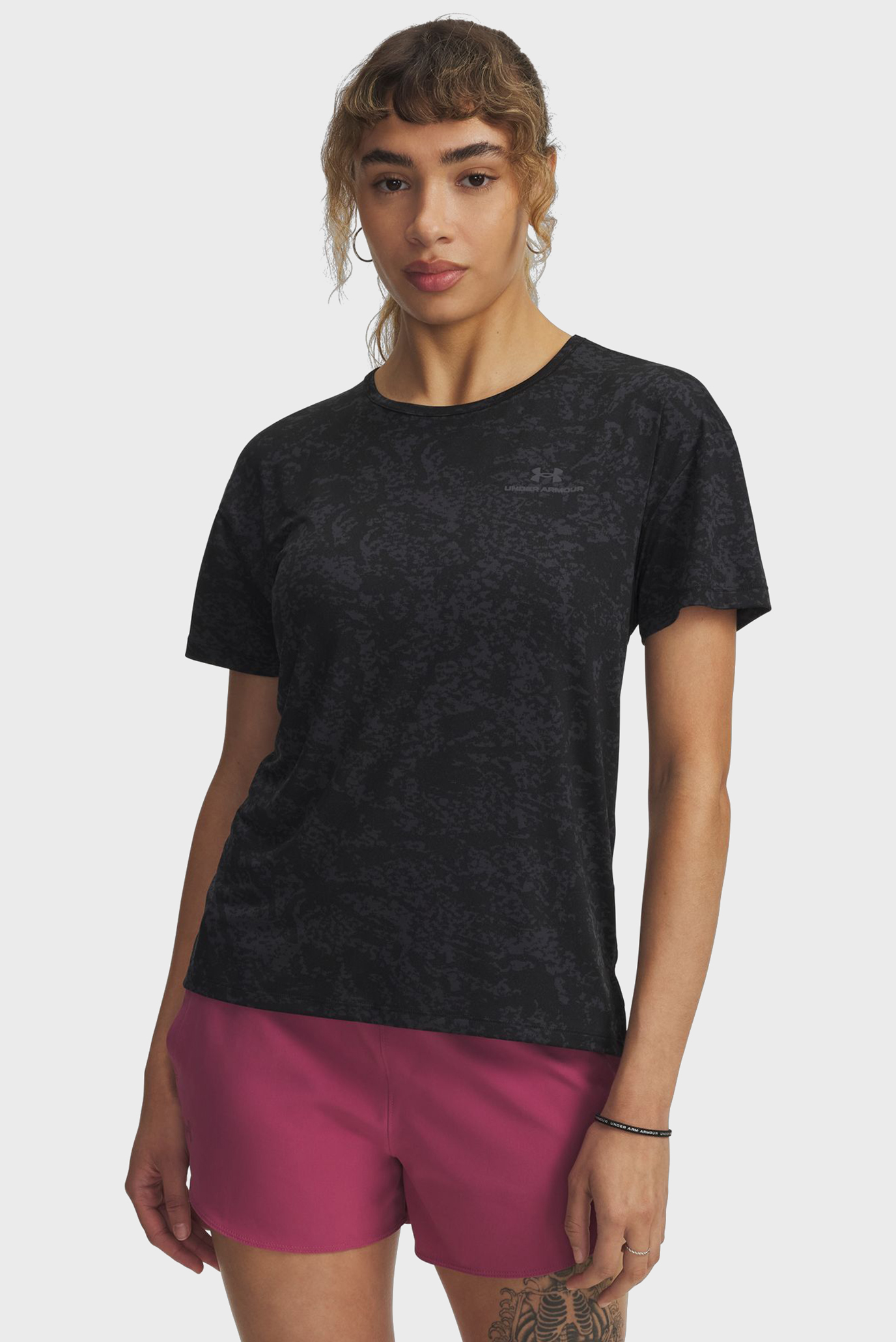 Женская черная футболка с узором Vanish Energy SS 2.0 Print Черный XS Under Armour 1389222-004 Женская черная футболка с узором Vanish Energy SS 2.0 Print Черный XS Under Armour 1389222-004