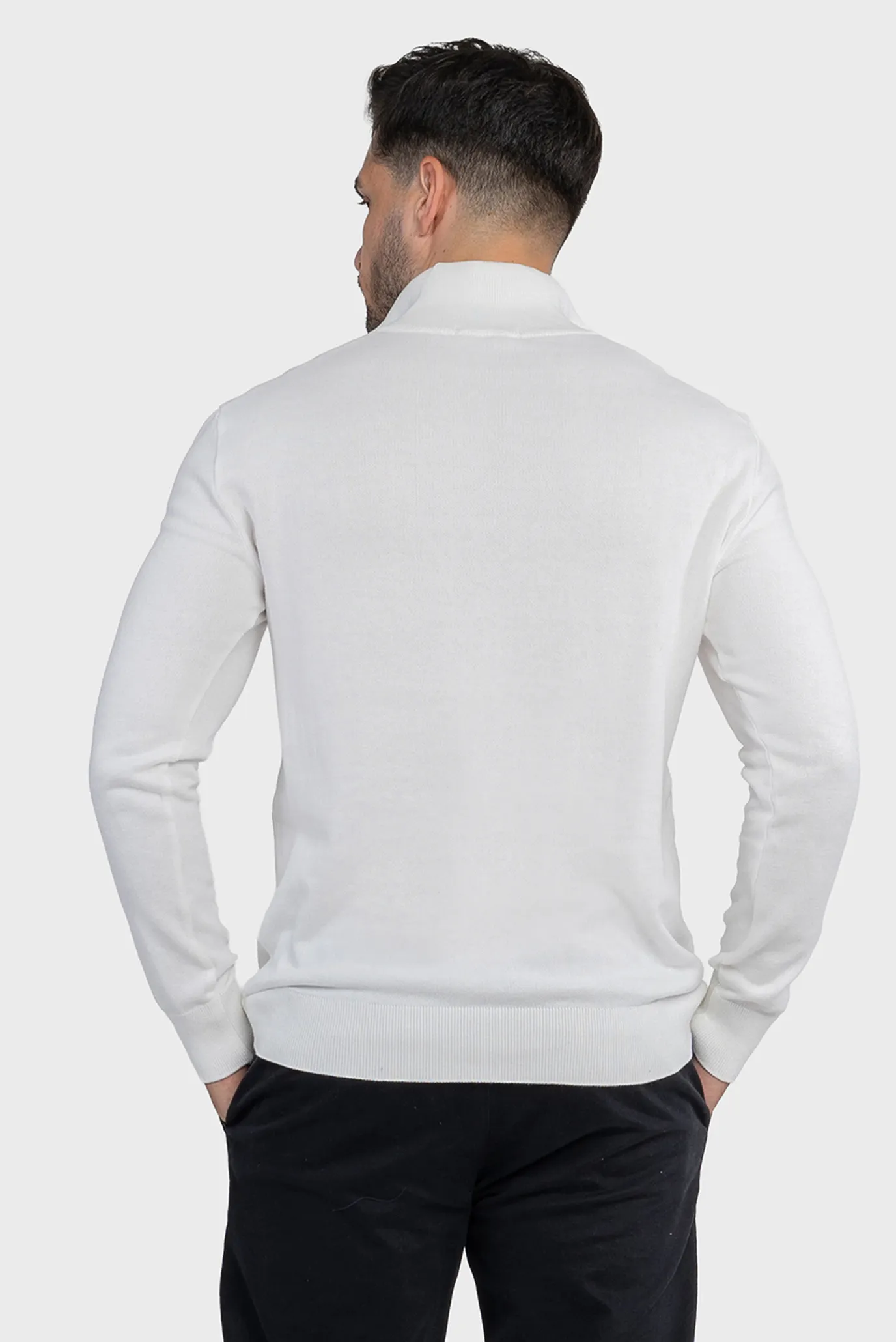 Мужская белая кофта 4