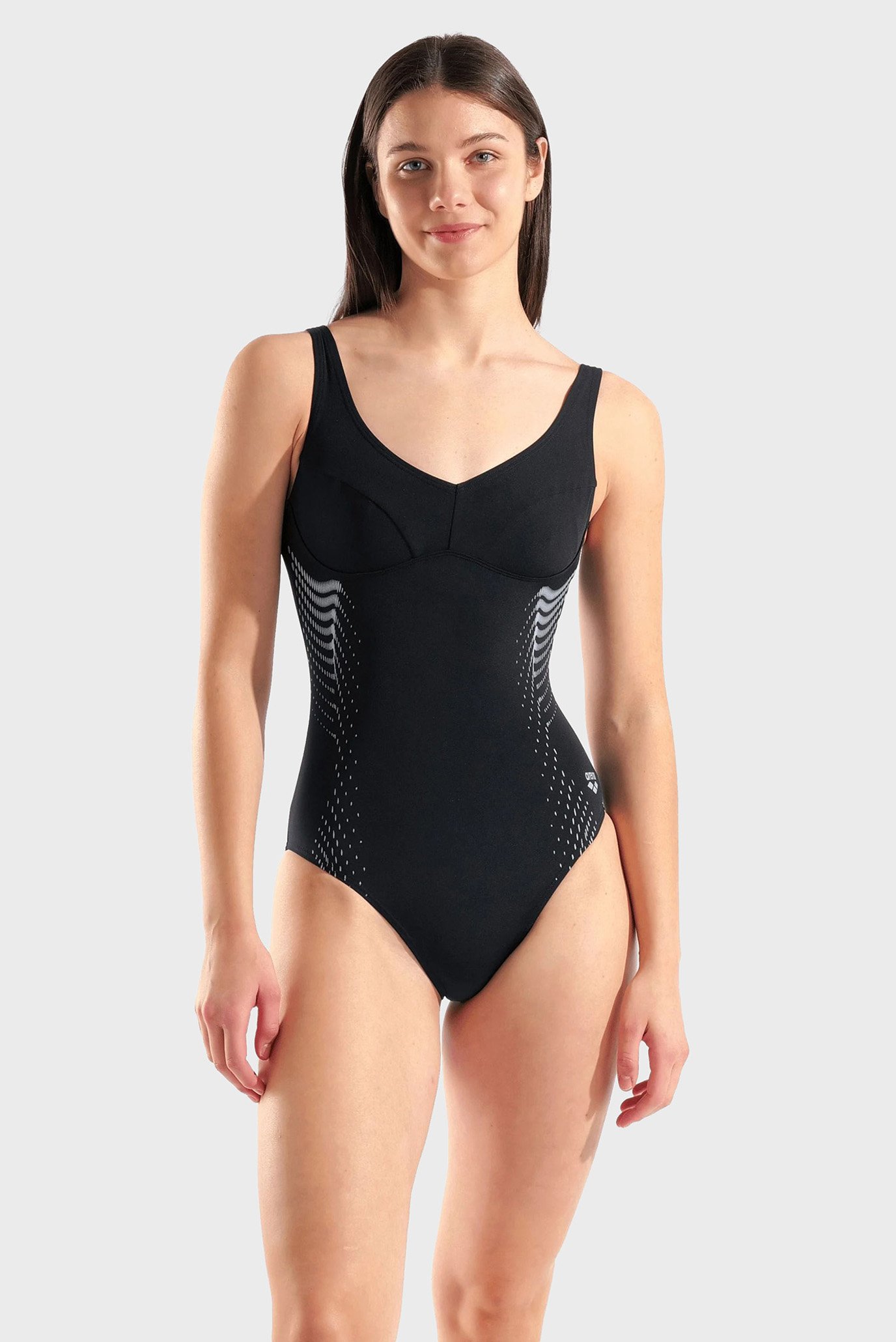 Женский черный купальник NICESENESS SWIMSUIT U BACK Черный 38 Arena 010253-505 Женский черный купальник NICESENESS SWIMSUIT U BACK Черный 38 Arena 010253-505