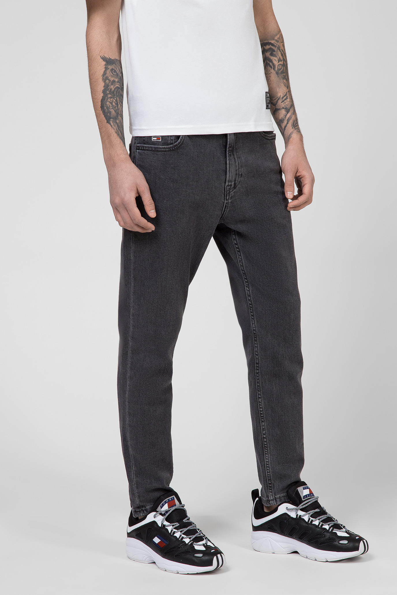 tommy hilfiger dad jeans