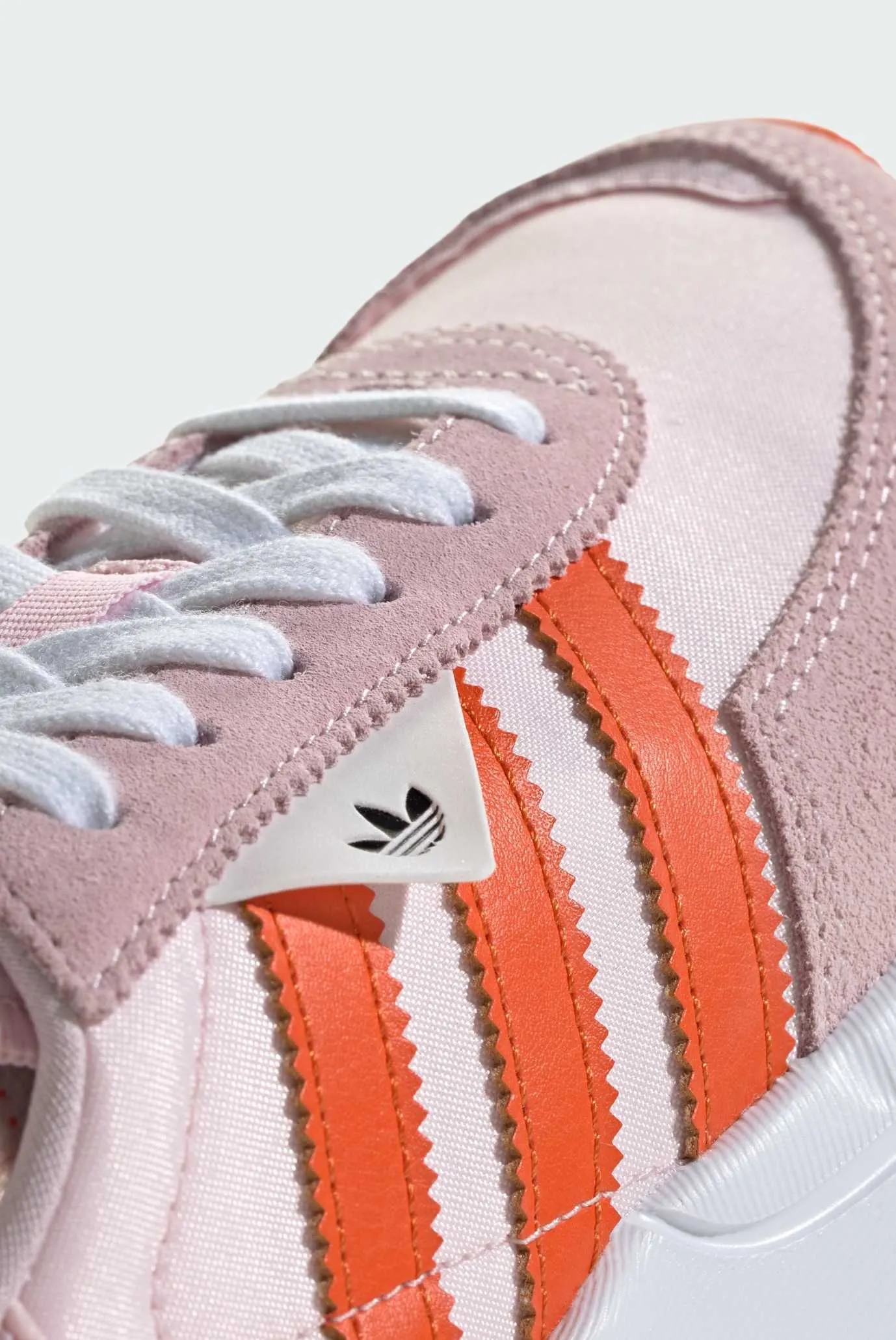 Дитячі пудрові кросівки Retropy F2 Kids 7