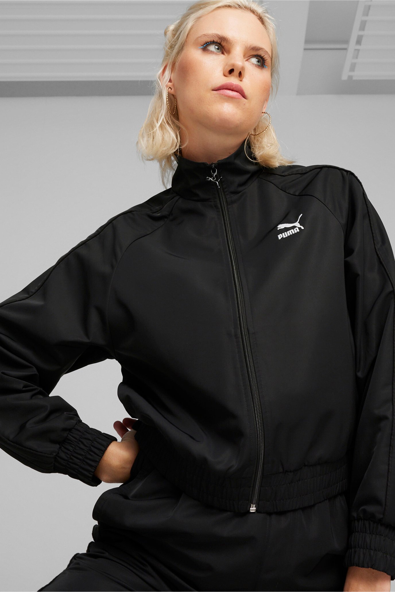 Женская черная ветровка T7 Women's Track Jacket 1