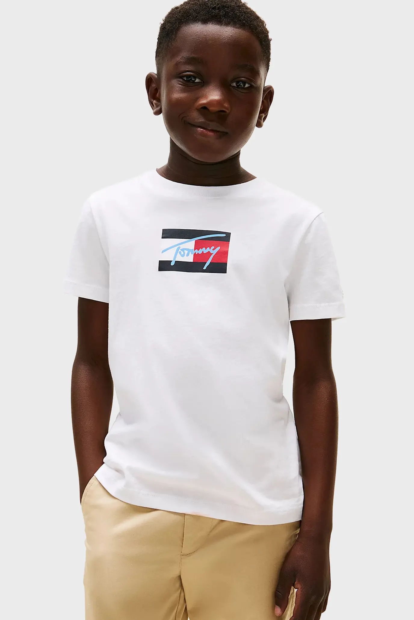 Дитяча біла футболка TOMMY SCRIPT FLAG 1