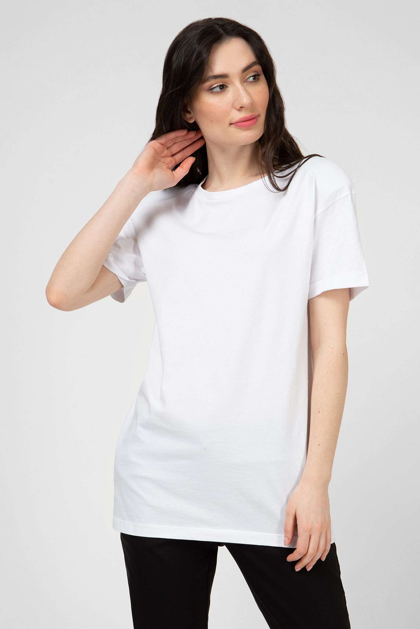 Женская белая футболка 1