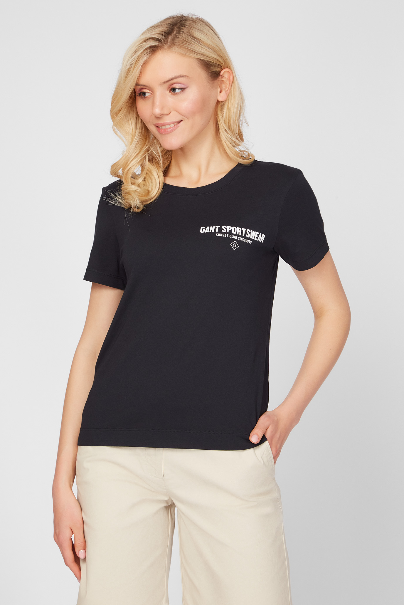 Женская черная футболка SURF GRAPHIC 1