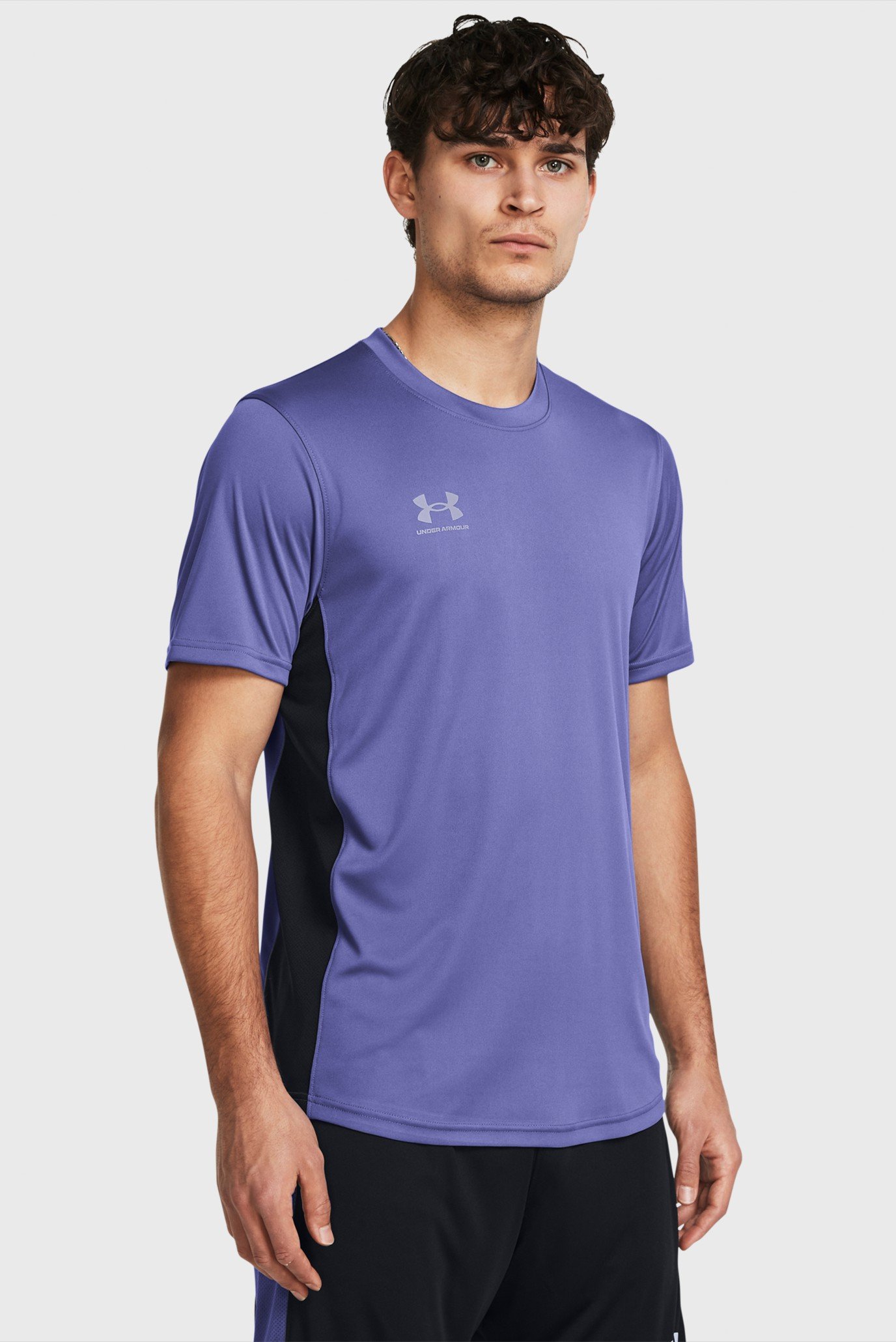 Мужская фиолетовая футболка UA M's Ch. Train SS 1