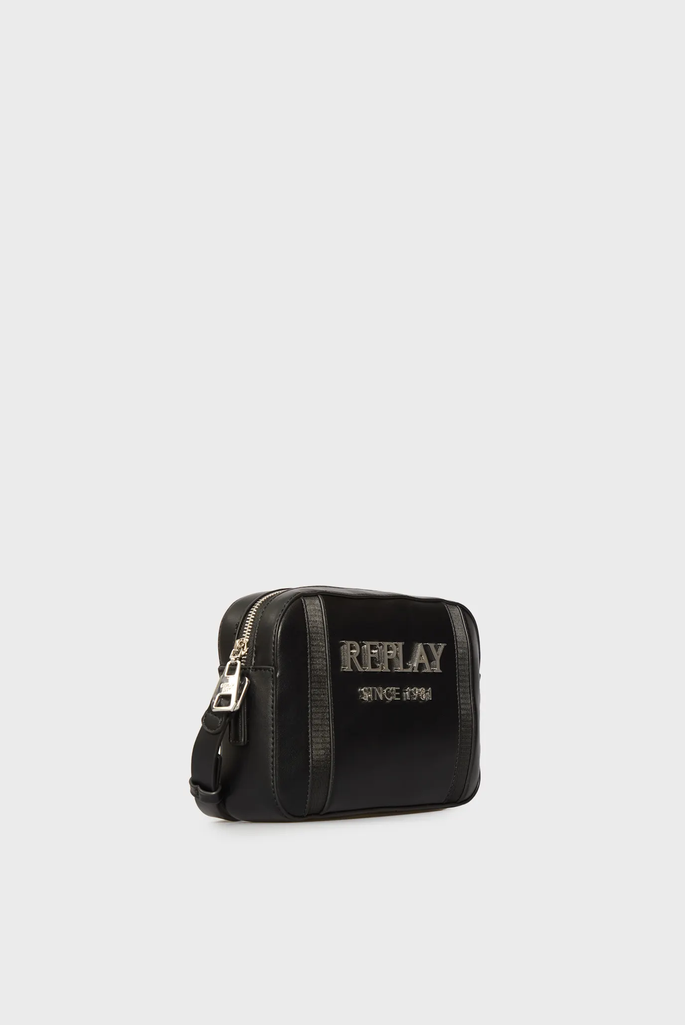 Жіноча чорна сумка 3