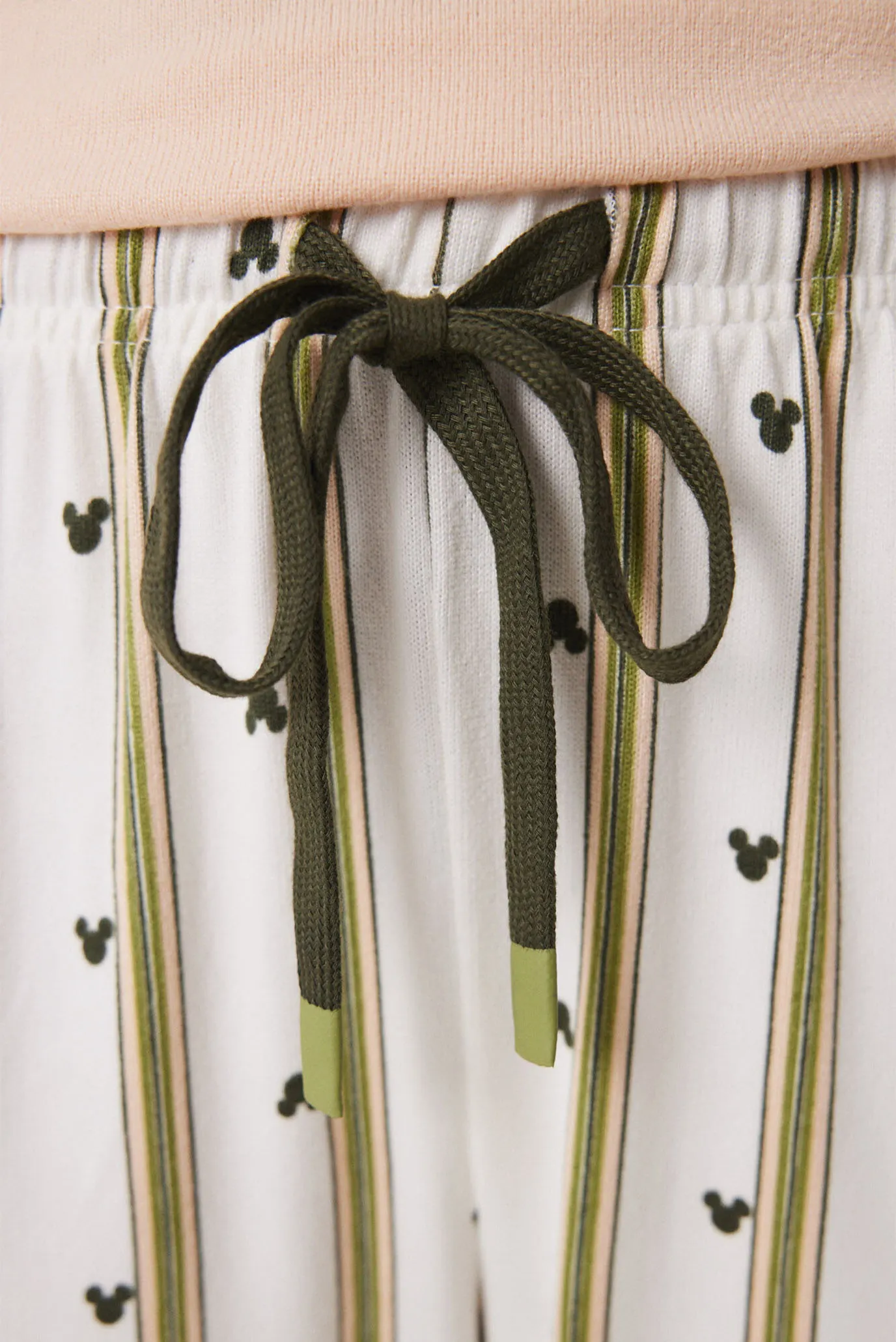 Жіноча піжама (футболка, брюки) Minnie 4