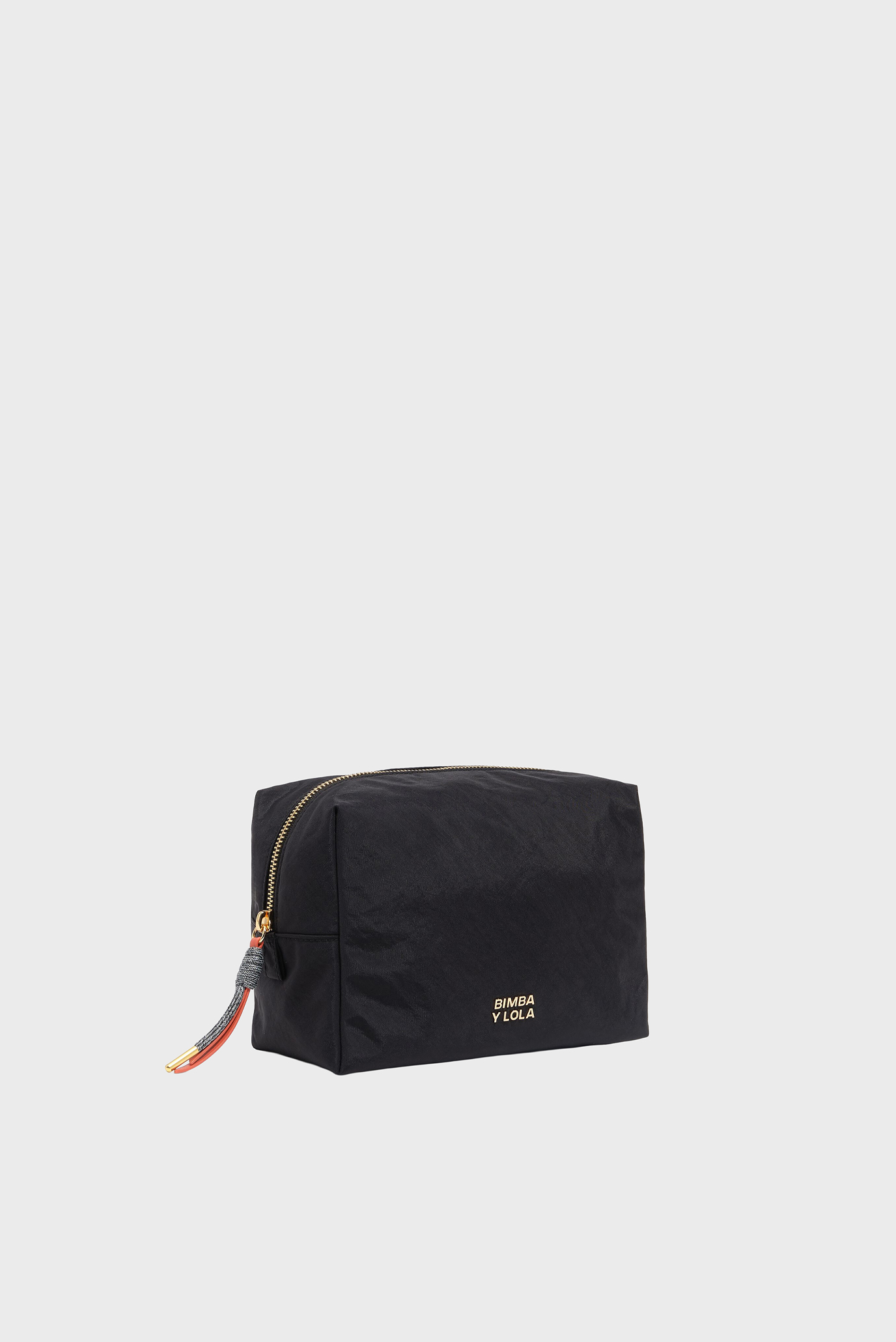 Женская черная косметичка Черный ONESIZE Bimba Y Lola 252BBI421.11000 Женская черная косметичка Черный ONESIZE Bimba Y Lola 252BBI421.11000