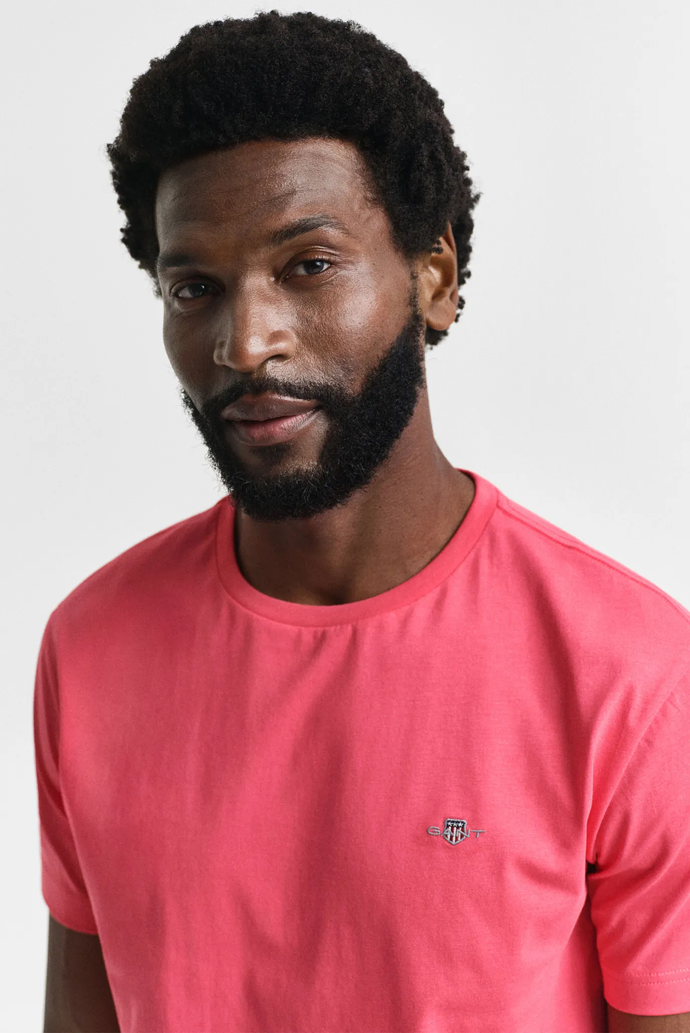 Чоловіча рожева футболка REG SHIELD 4