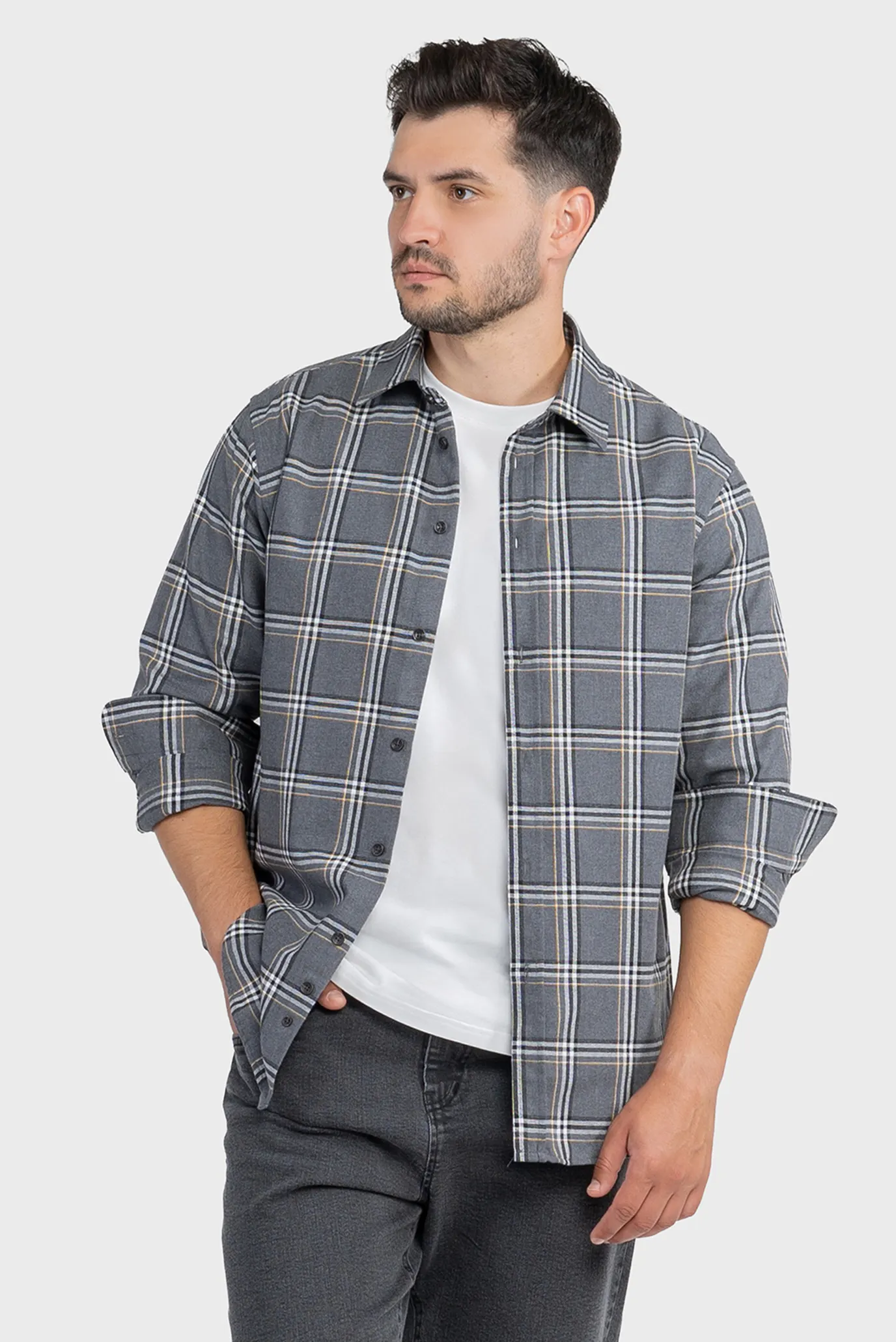 Чоловіча сіра картата сорочка 1