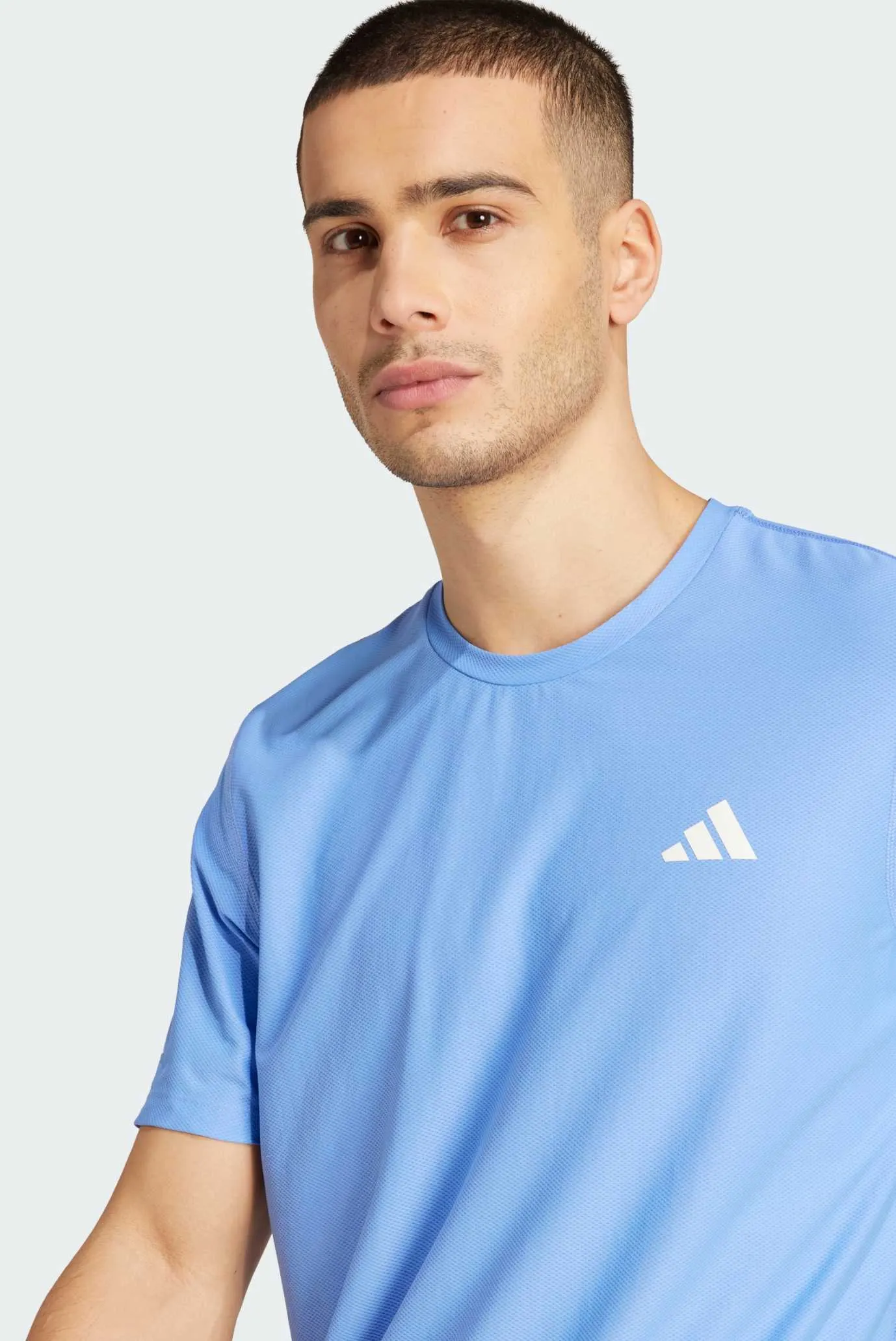 Мужская голубая футболка Own the Run 4