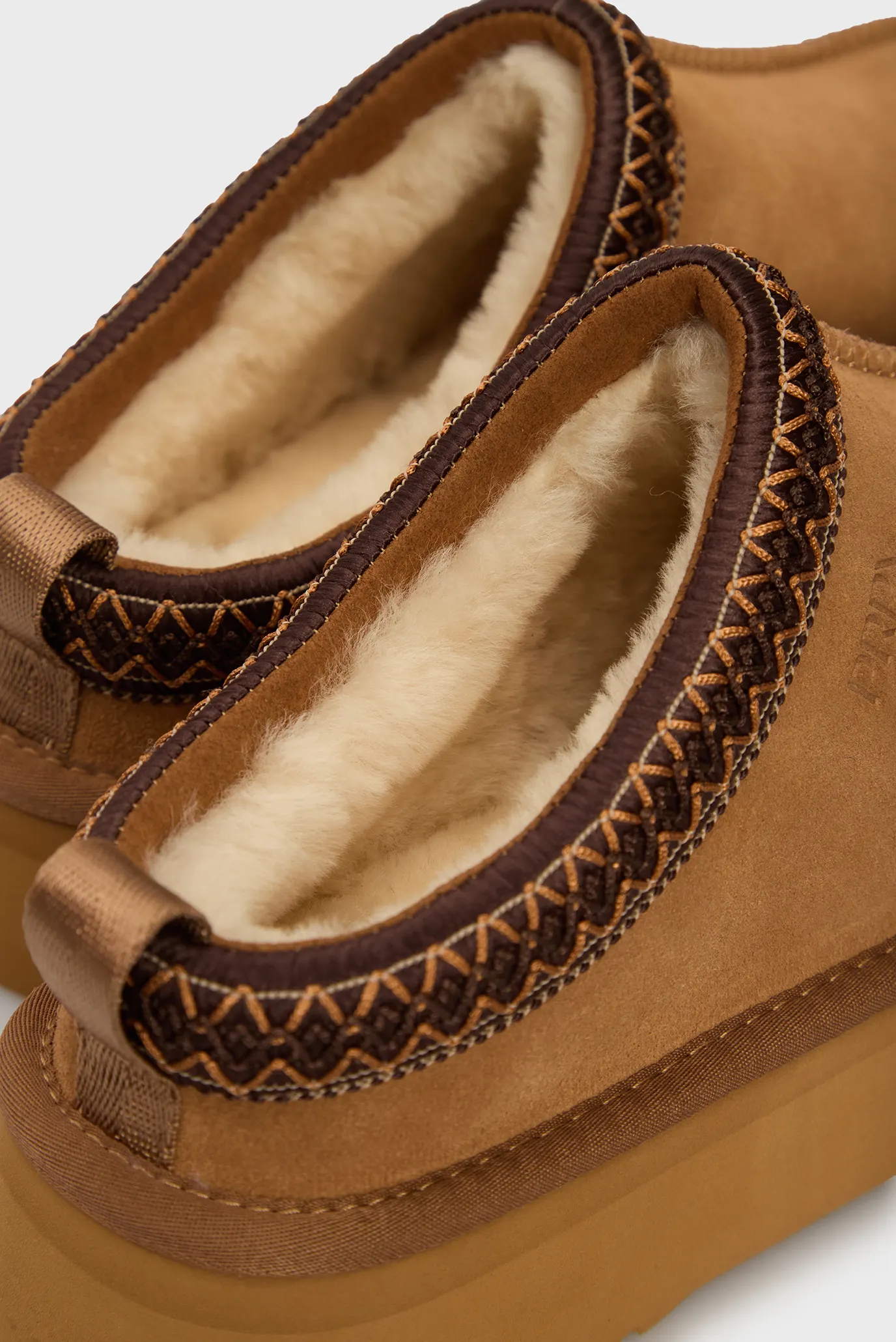 Жіночі руді замшеві клоги Lapua 2