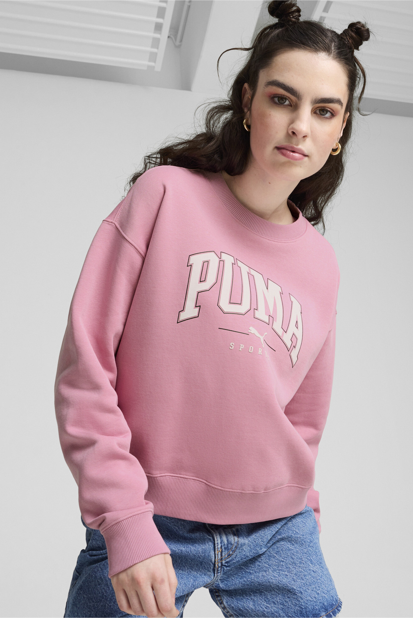 Женский розовый свитшот PUMA SQUAD Full-Length Crewneck Women 1