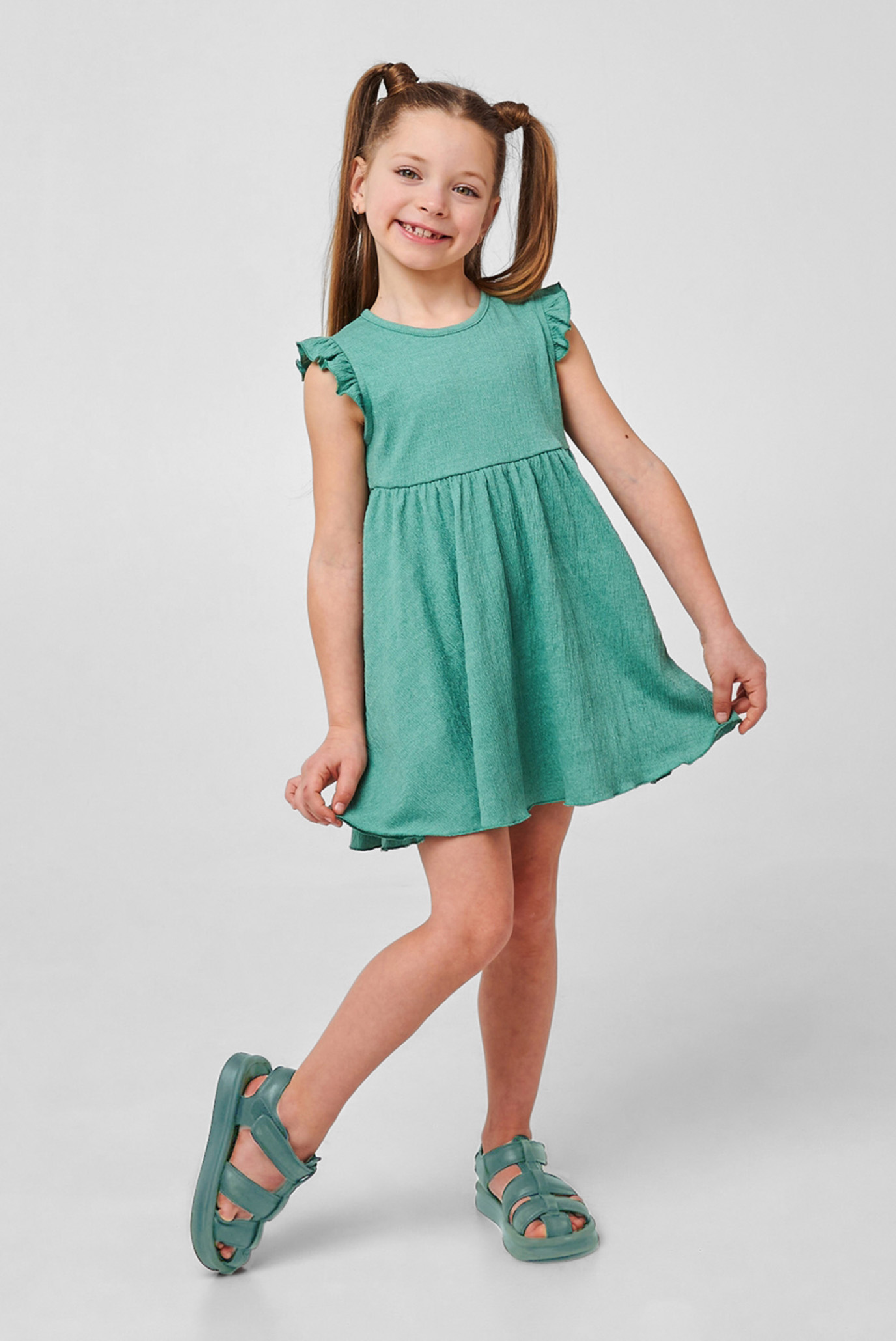 Детское зеленое платье 1