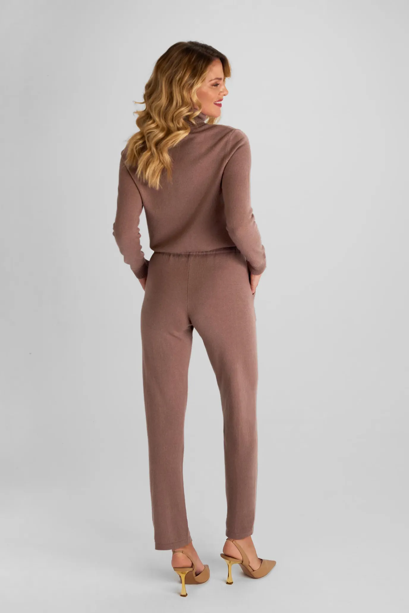 Жіночі коричневі кашемірові брюки 3