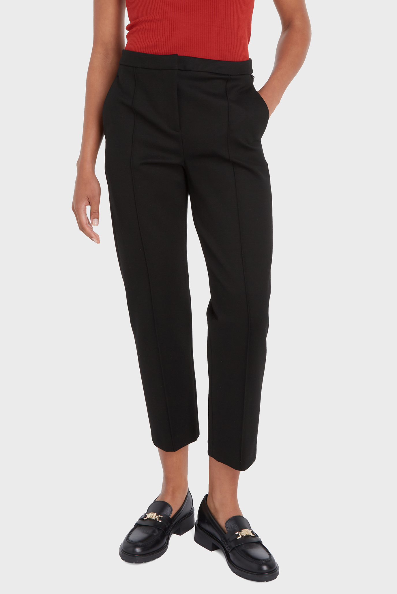Женские черные брюки ELEVATED SLIM STRAIGHT KNIT PANT Черный XS Tommy Hilfiger WW0WW42564 Женские черные брюки ELEVATED SLIM STRAIGHT KNIT PANT Черный XS Tommy Hilfiger WW0WW42564