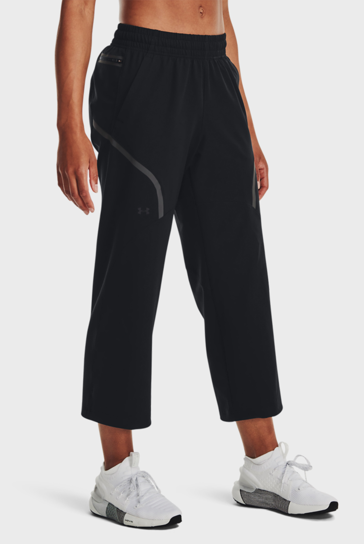 Женские черные спортивные брюки UA Unstoppable Pant 1