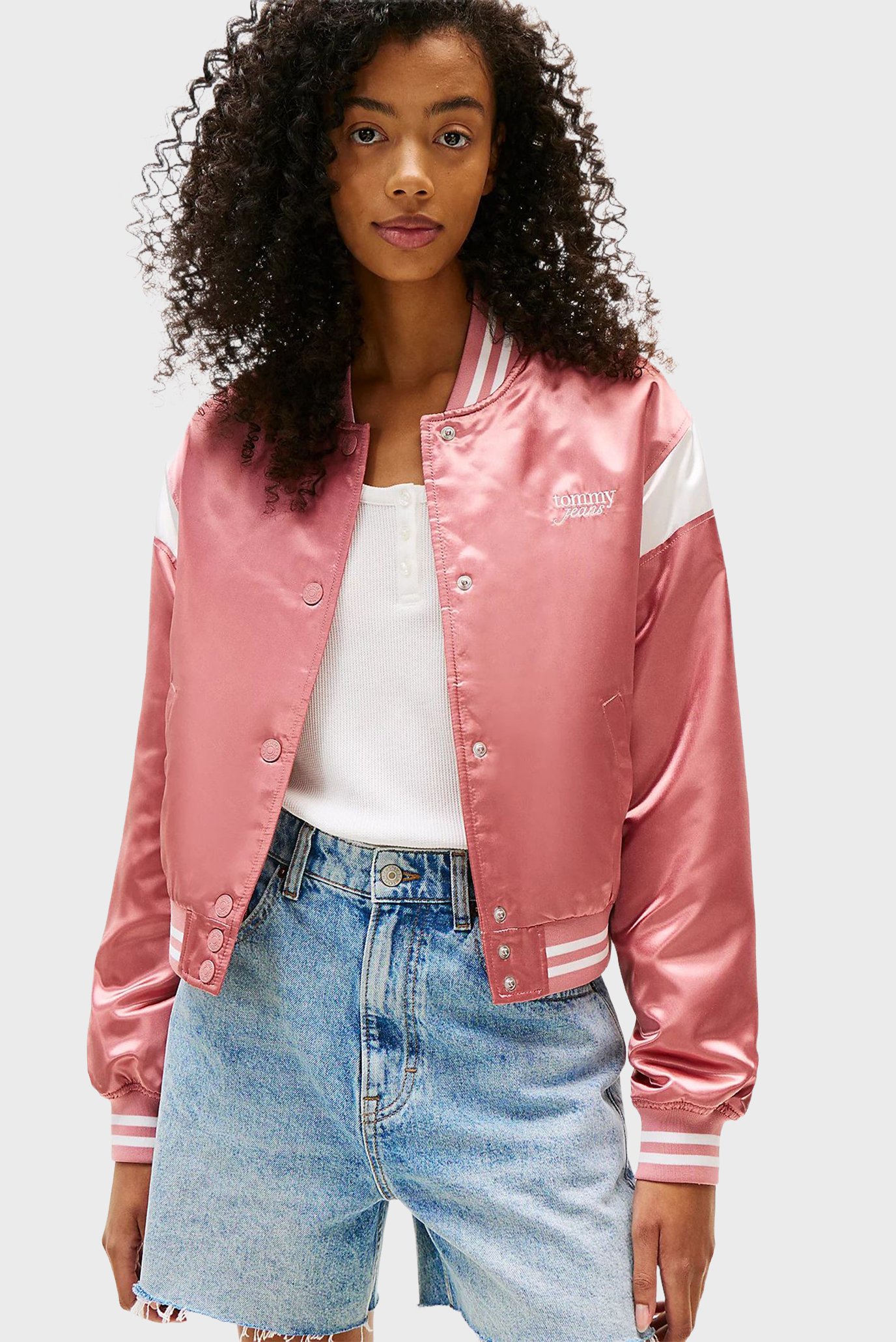 Женский розовый бомбер TJW SCRIPT VARSITY JACKET Розовый XS Tommy Jeans DW0DW20960 Женский розовый бомбер TJW SCRIPT VARSITY JACKET Розовый XS Tommy Jeans DW0DW20960
