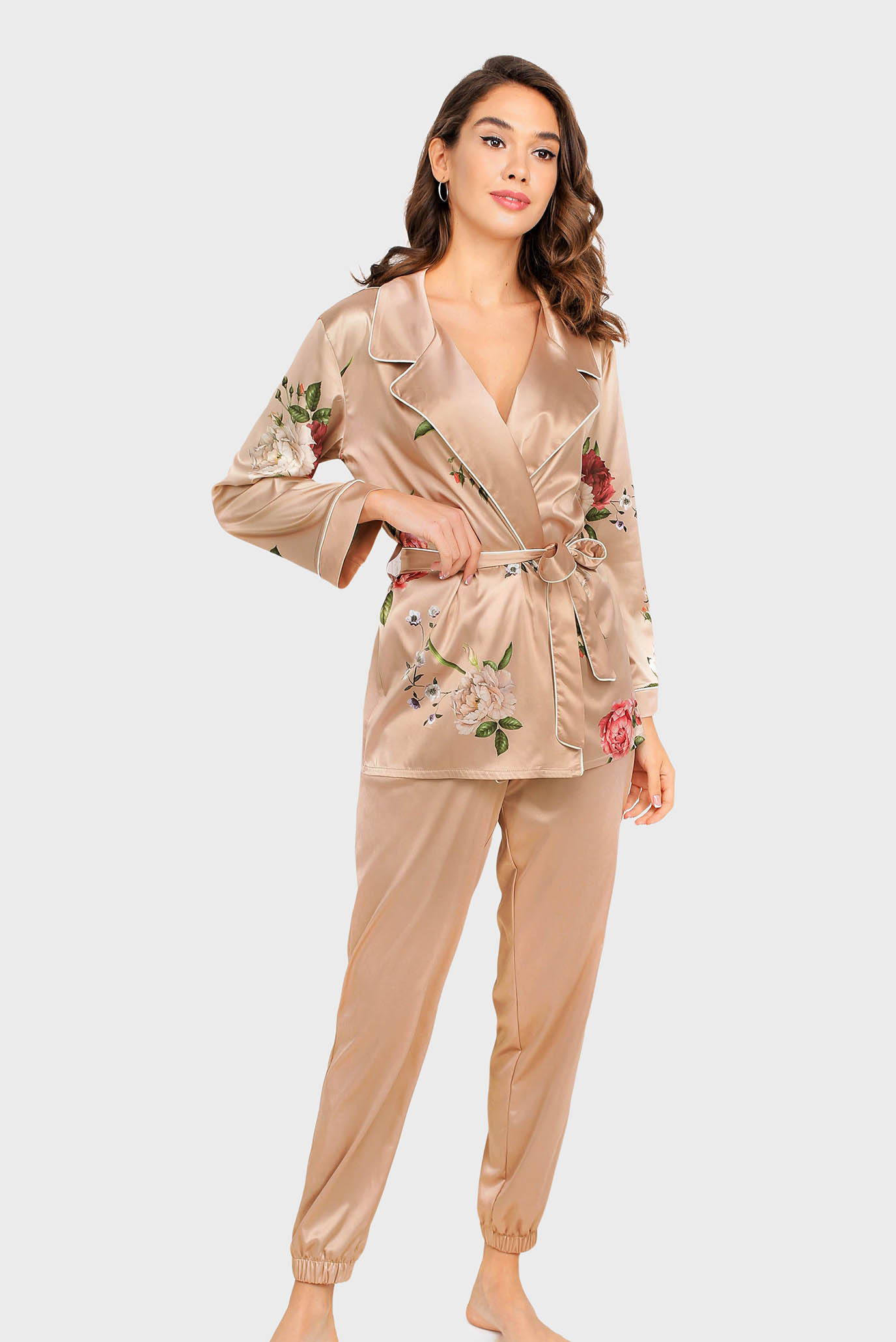 Женская бежевая пижама (кардиган, брюки) 1