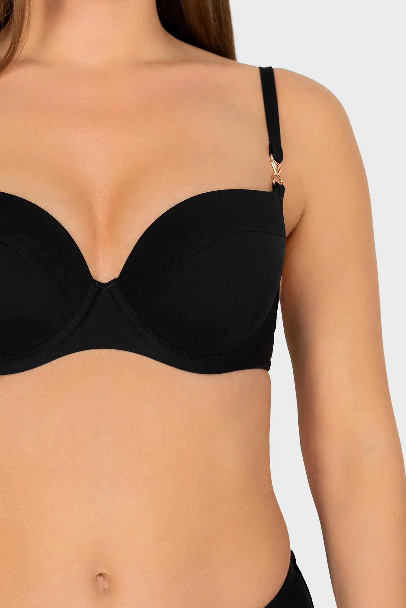 Женский черный купальник 6