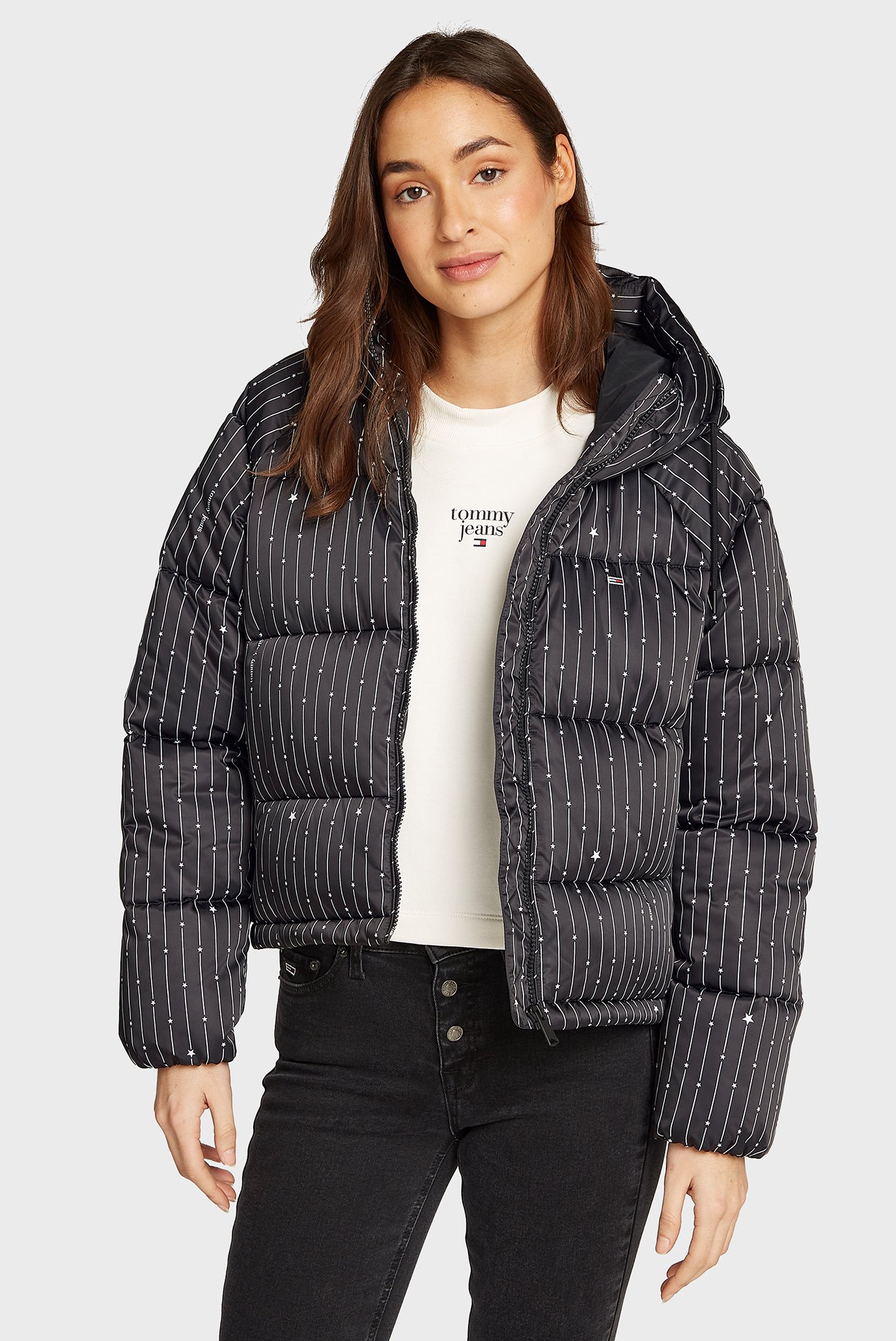 Женская черная куртка в полоску TJW VAIL STARDUST PUFFER Черный S Tommy Jeans DW0DW19691 Женская черная куртка в полоску TJW VAIL STARDUST PUFFER Черный S Tommy Jeans DW0DW19691