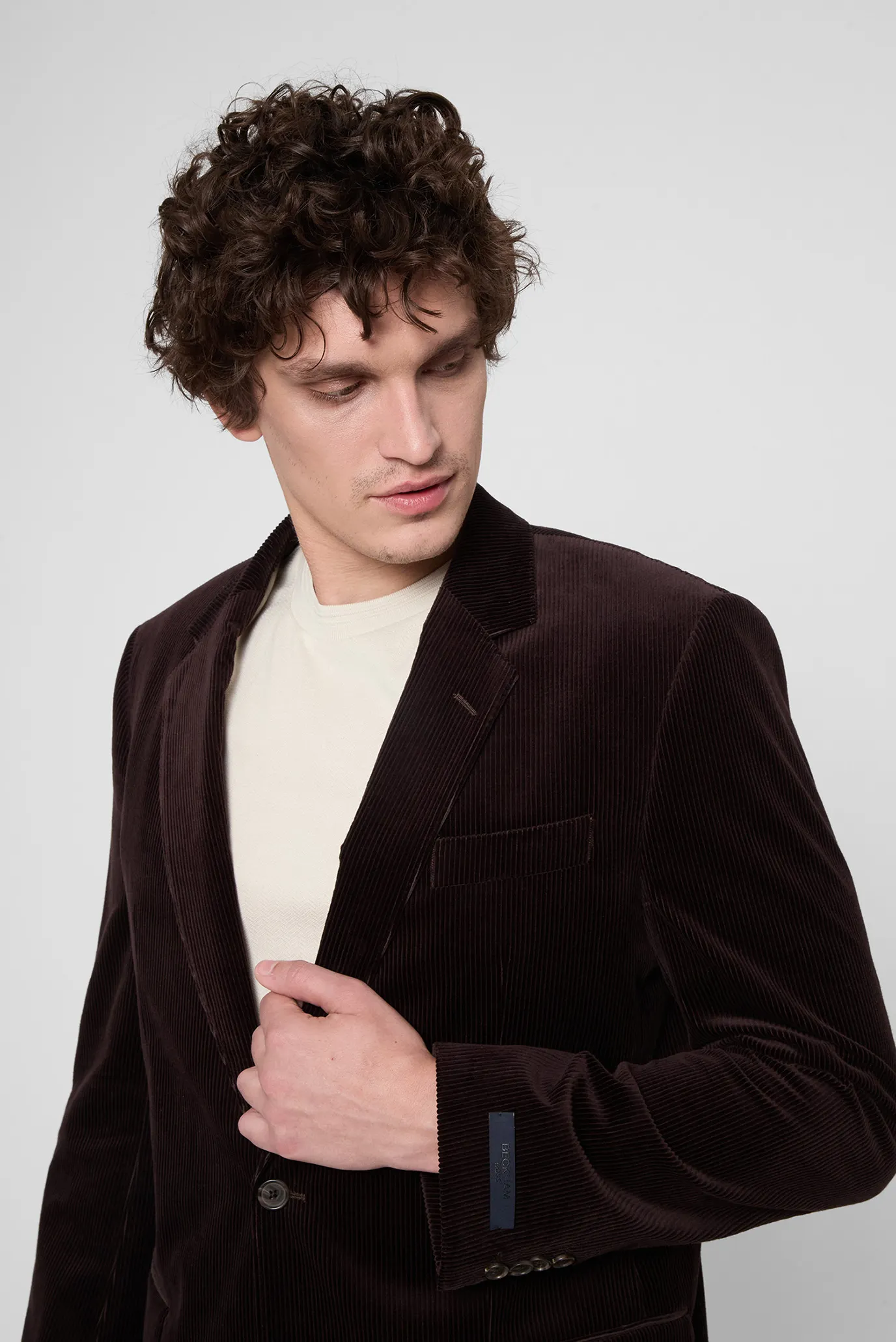 Мужской темно-коричневый вельветовый пиджак BECKHAM x BOSS 2