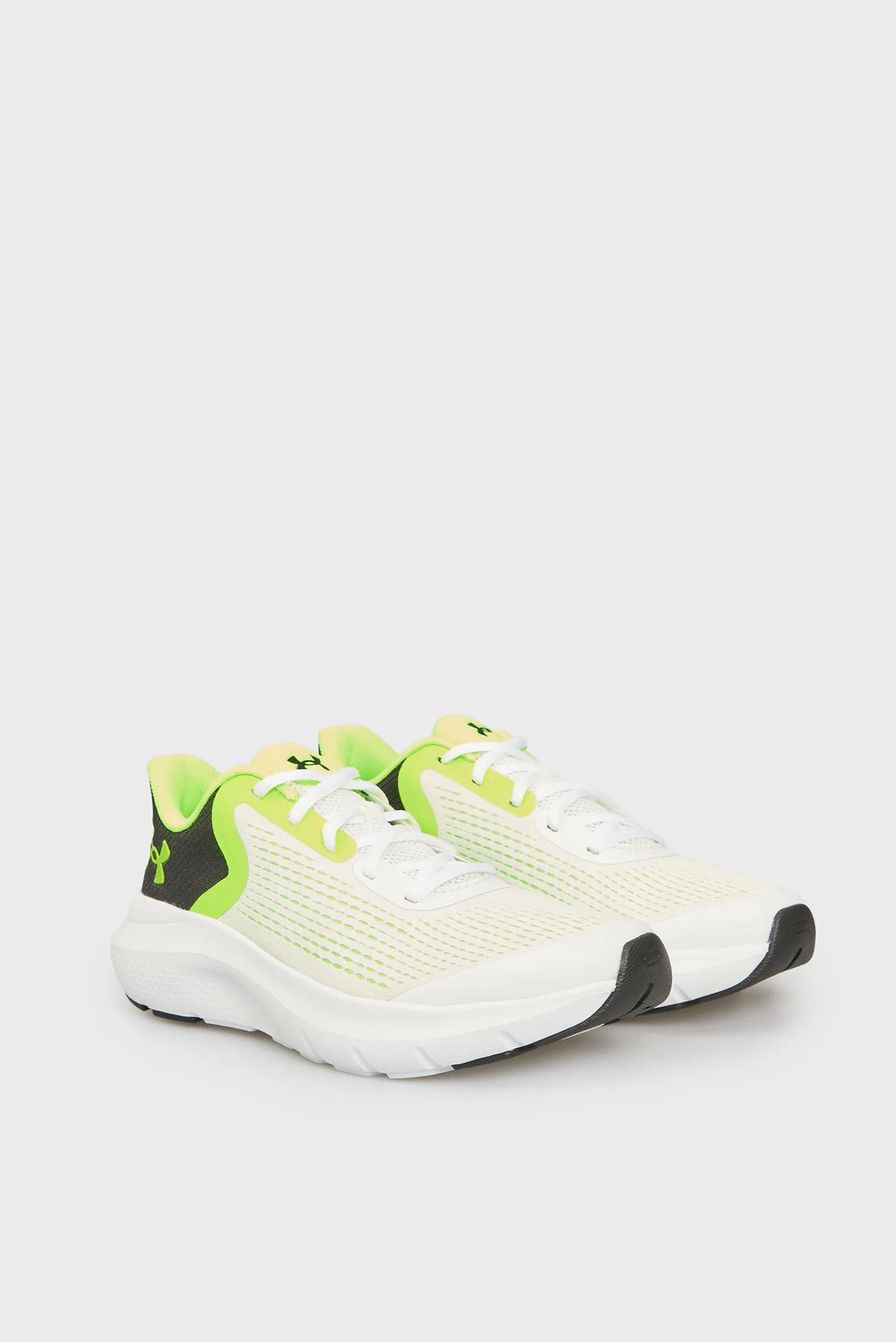 Дитячі білі кросівки UA BGS Rogue 5 3