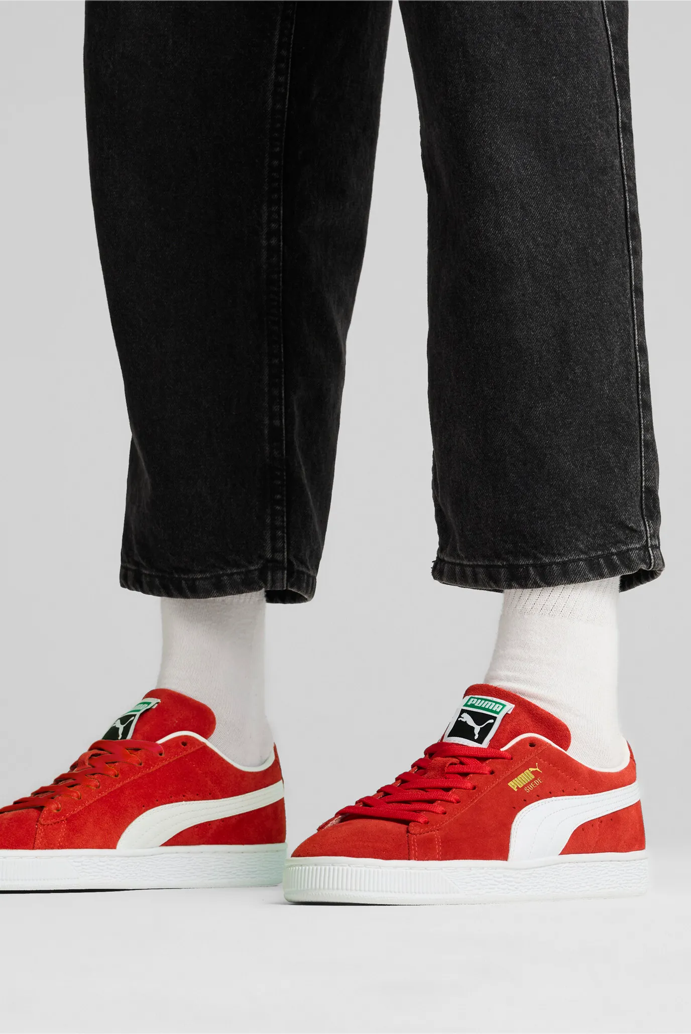 Красные замшевые сникерсы Suede Classic Sneakers Unisex 2