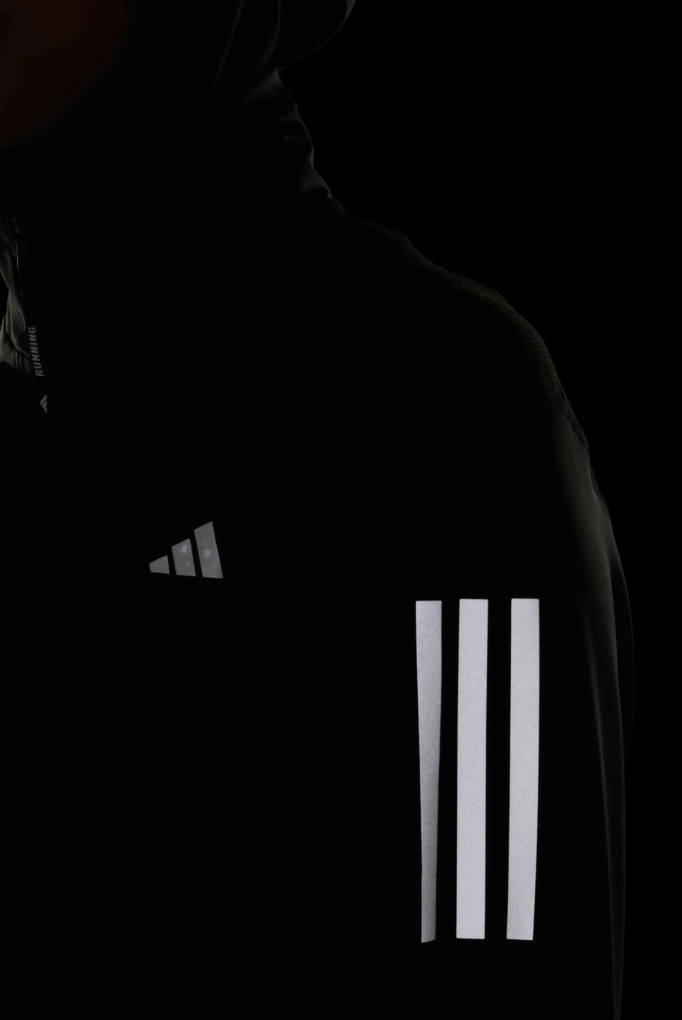 Жіночий чорний лонгслів Own the Run Half-Zip 6