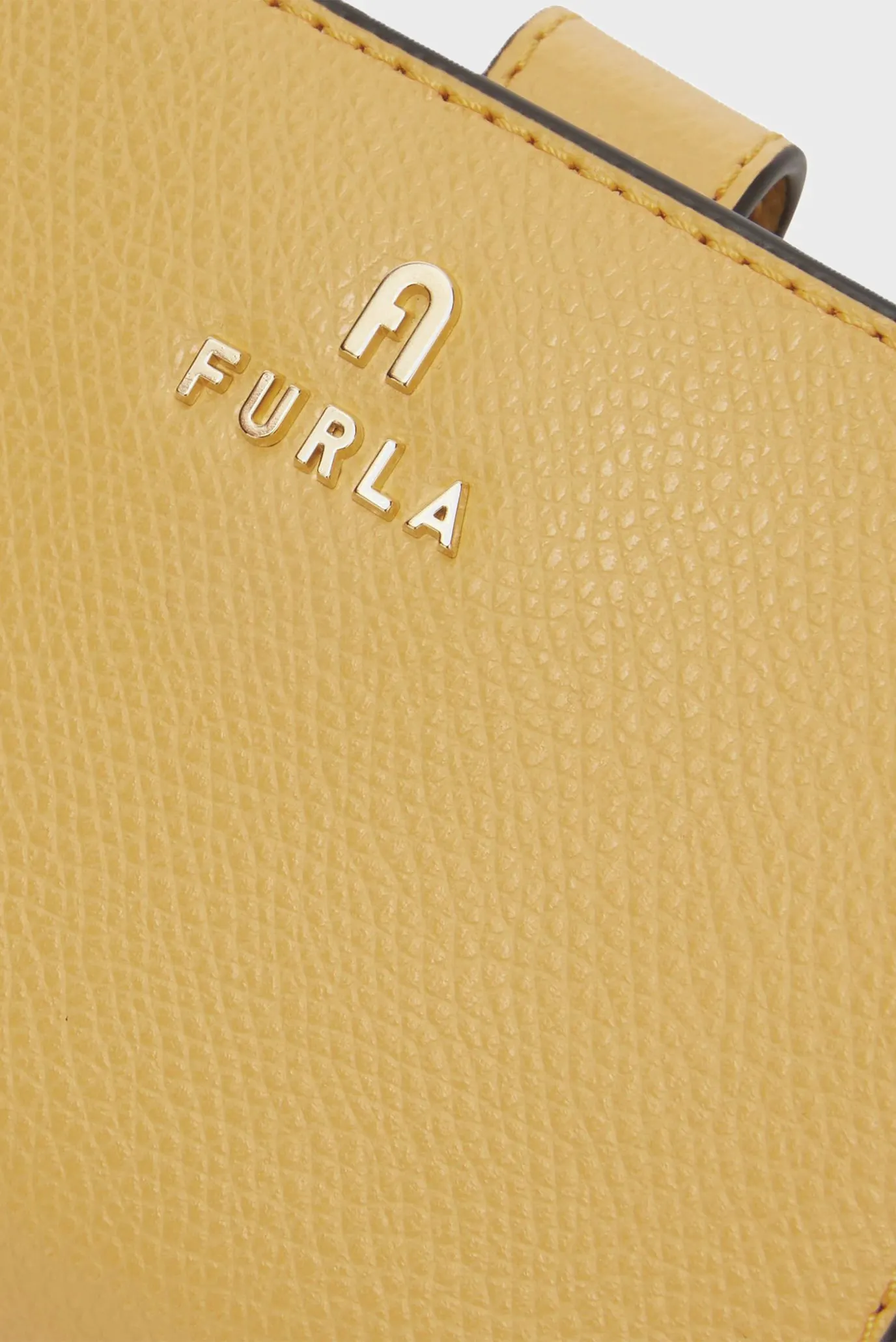 Женский желтый кожаный кошелек 2