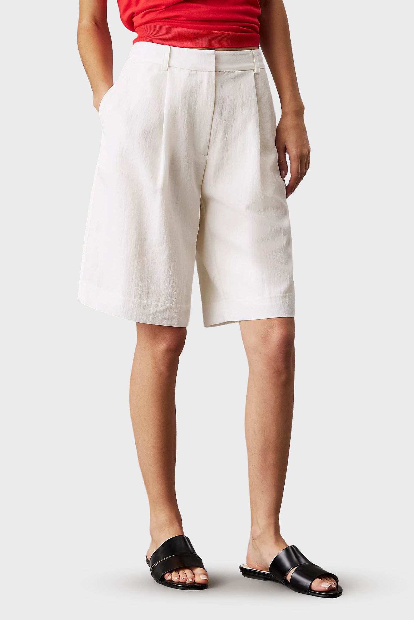Женские белые шорты TECH TEXTURE Белый 34 Calvin Klein K20K208357 Женские белые шорты TECH TEXTURE Белый 34 Calvin Klein K20K208357