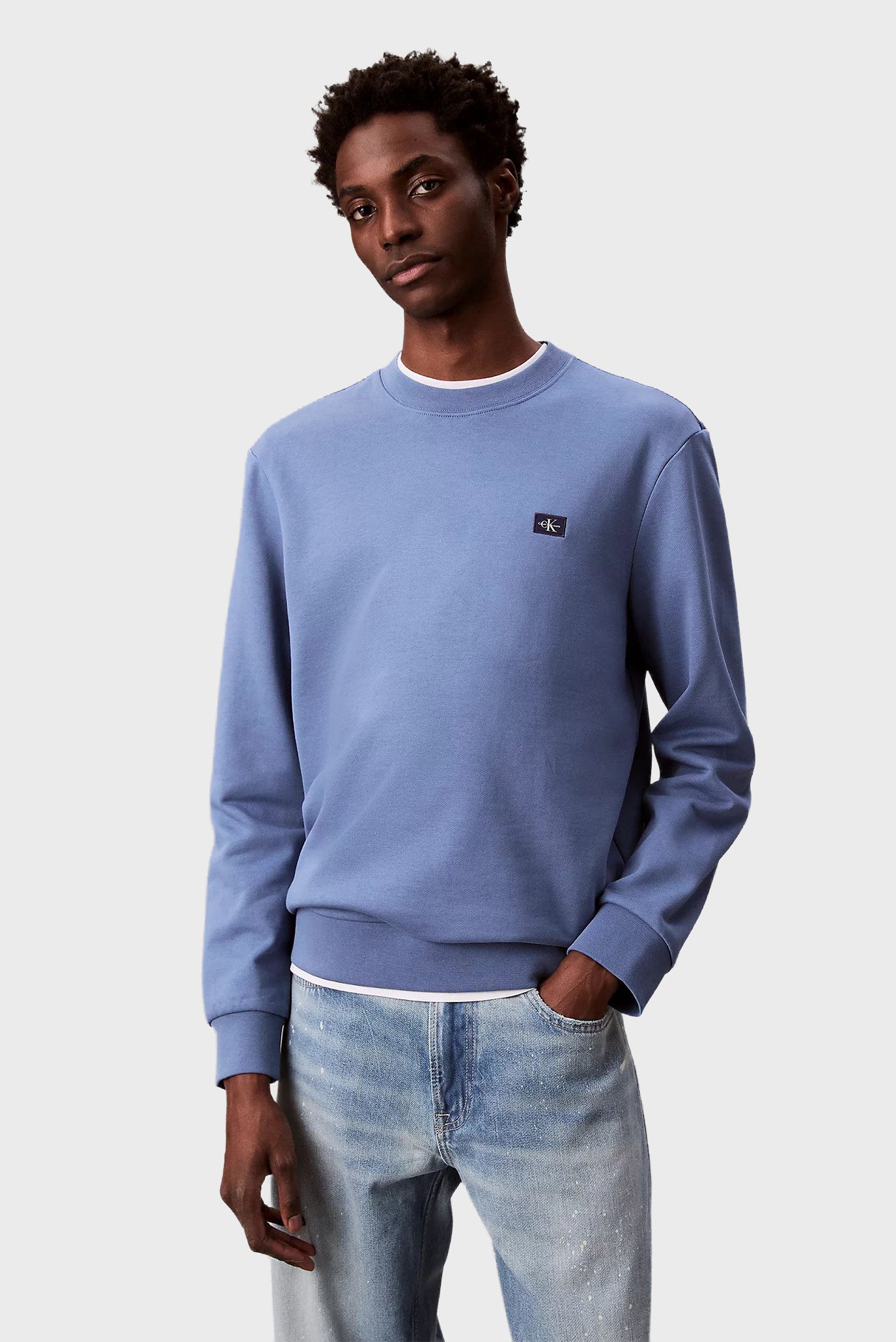 Мужской голубой свитшот 350TERRY BADGE Голубой L Calvin Klein Jeans LV04RC273G Мужской голубой свитшот 350TERRY BADGE Голубой L Calvin Klein Jeans LV04RC273G