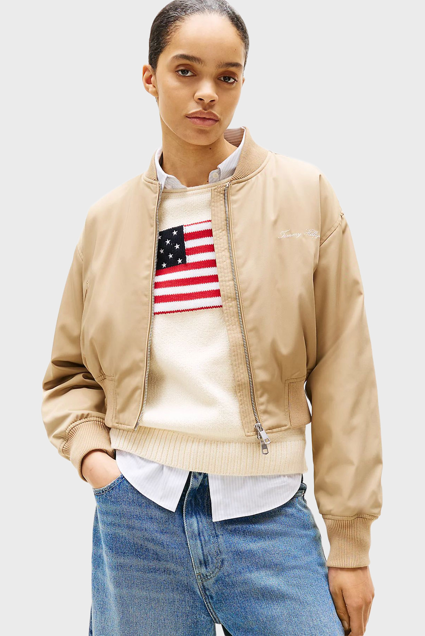 Женский бежевый бомбер NYLON REG CROPPED Бежевый S Tommy Hilfiger WW0WW45634 Женский бежевый бомбер NYLON REG CROPPED Бежевый S Tommy Hilfiger WW0WW45634