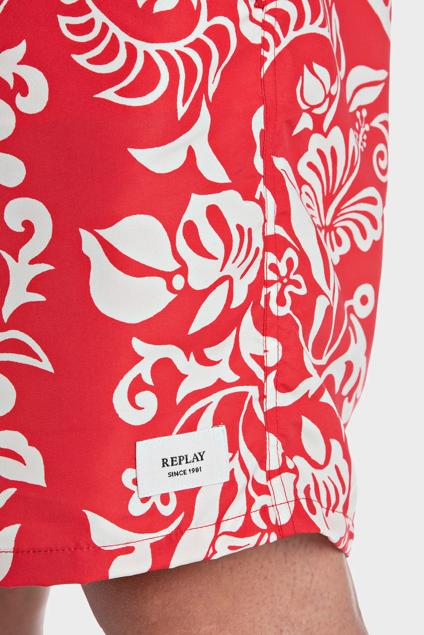 Чоловічі червоні плавальні шорти з візерунком 5