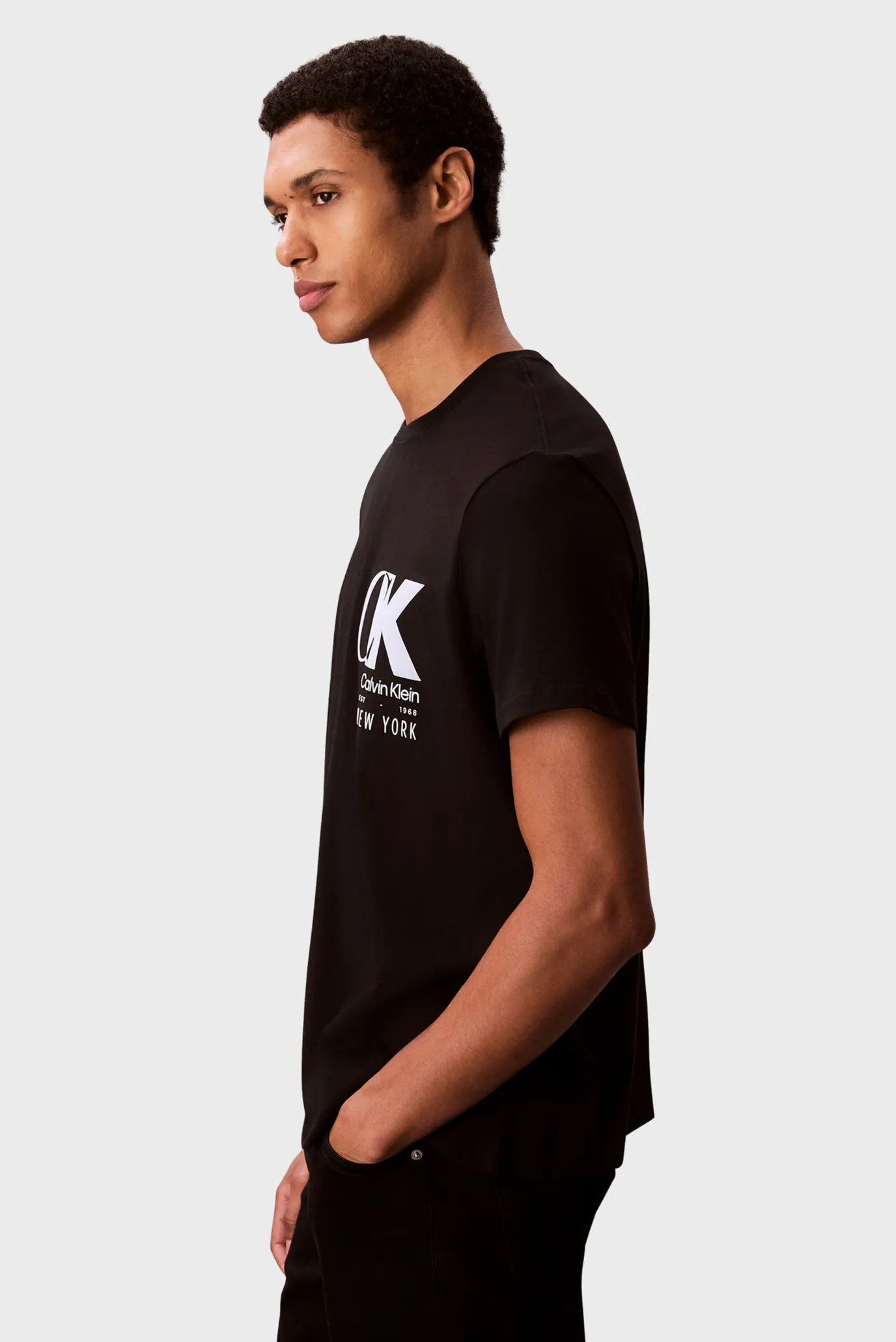 Чоловіча чорна футболка SS 20S EU CK 3