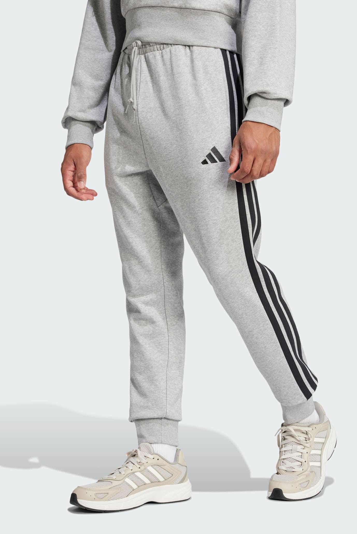 Мужские серые спортивные брюки Essential 3-Stripes French Terry 1