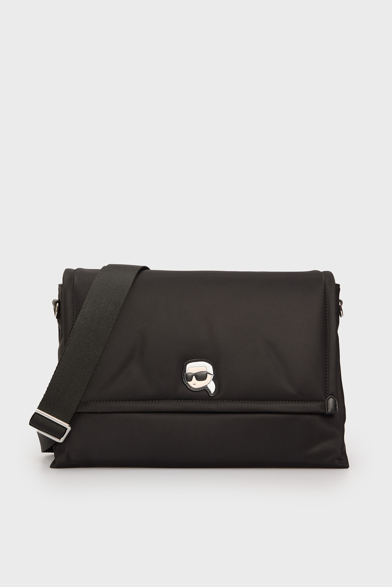 Женская черная сумка IKON Черный ONESIZE Karl Lagerfeld A2W30185 Женская черная сумка IKON Черный ONESIZE Karl Lagerfeld A2W30185