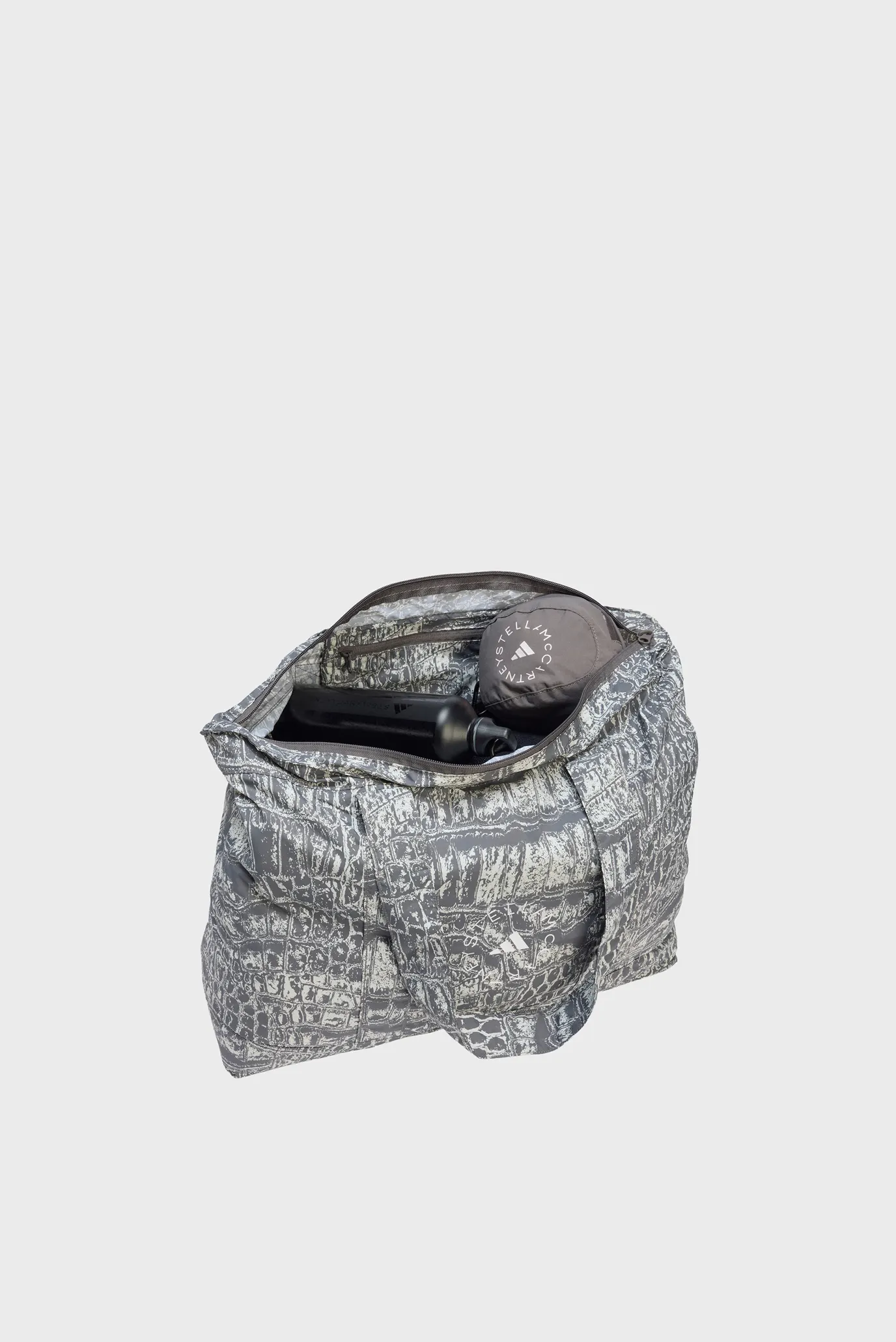 Жіноча сіра сумка з візерунком adidas By Stella McCartney Packable 4