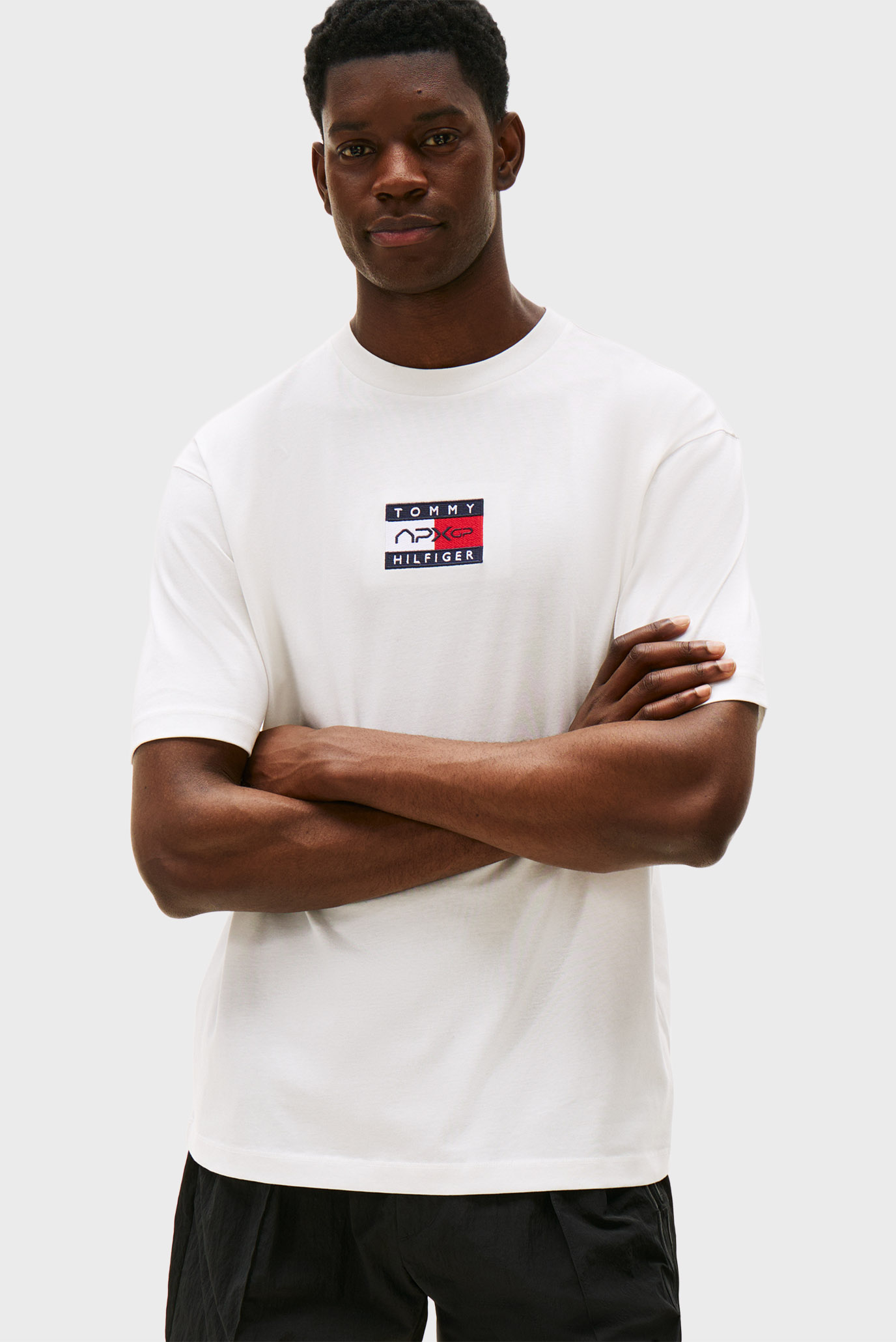 Мужская белая футболка Tommy Hilfiger x F1 MOVIE Белый XXL Tommy Hilfiger MW0MW41391 Мужская белая футболка Tommy Hilfiger x F1 MOVIE Белый XXL Tommy Hilfiger MW0MW41391