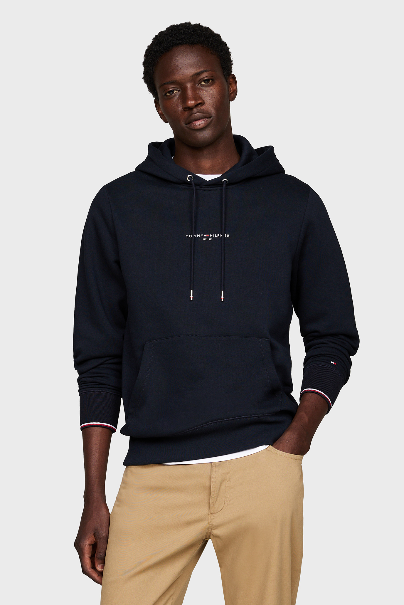 Мужское темно-синее худи TOMMY LOGO TIPPED Синий S Tommy Hilfiger MW0MW32673 Мужское темно-синее худи TOMMY LOGO TIPPED Синий S Tommy Hilfiger MW0MW32673