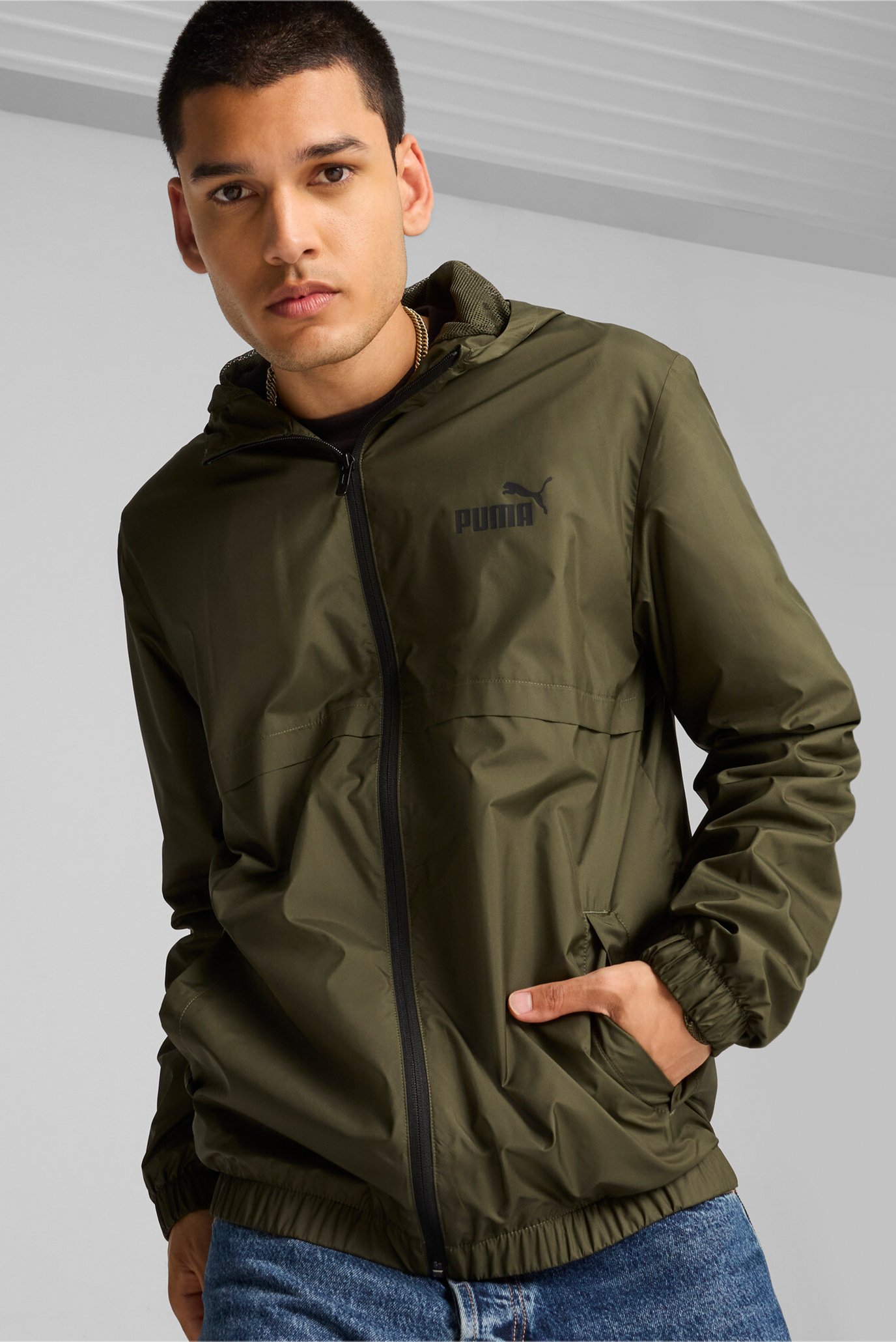 Чоловіча зелена вітровка Essentials Solid Windbreaker Jacket Men 1