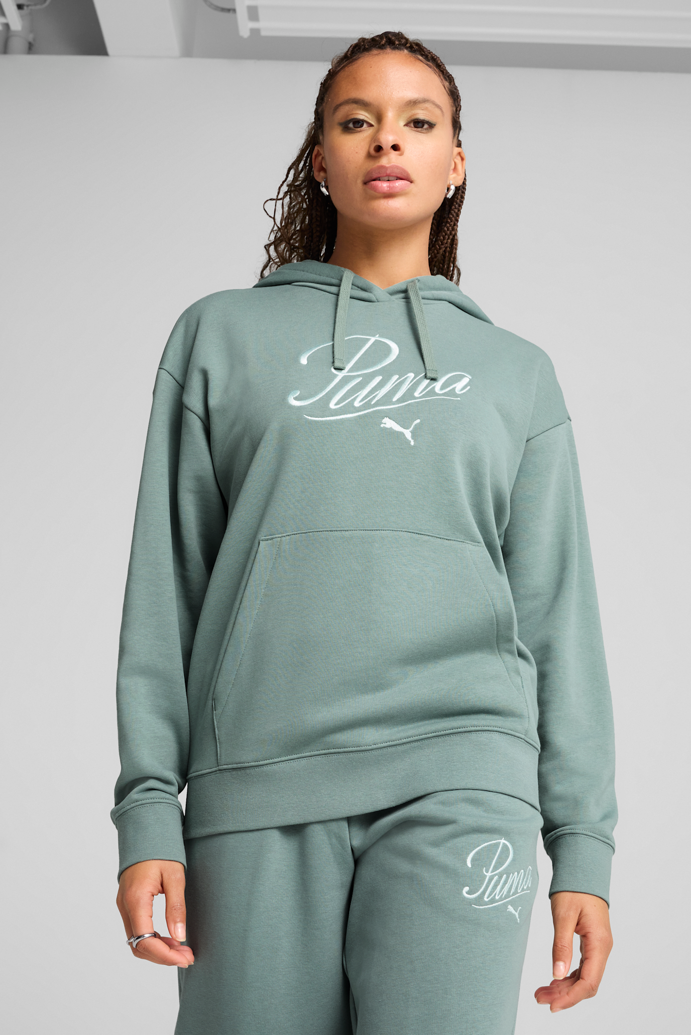 Жіноче зелене худі ESS SCRIPT Comfort Hoodie Women 1