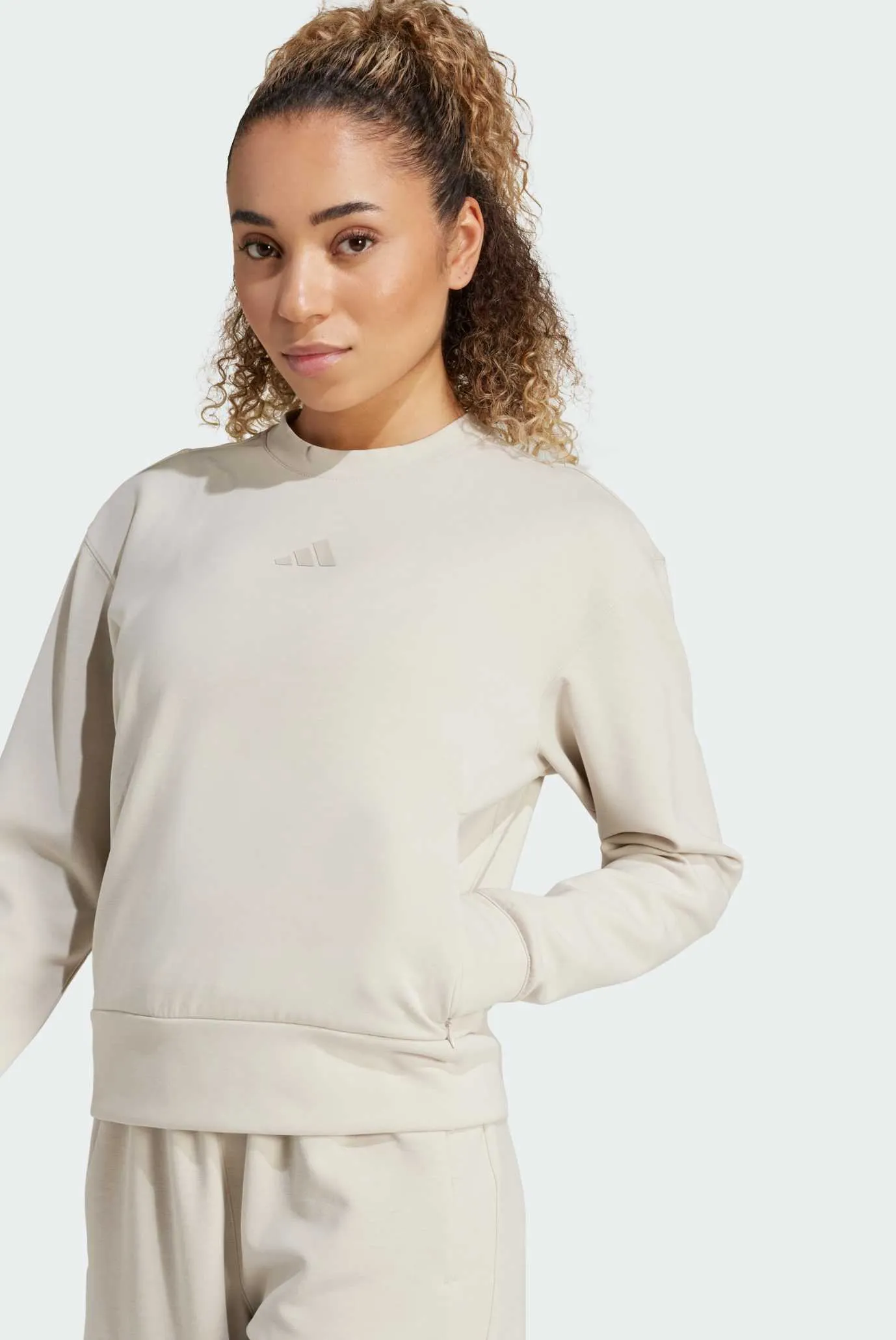 Жіночий бежевий світшот Designed-for-Training Warm-Up Crewneck 4